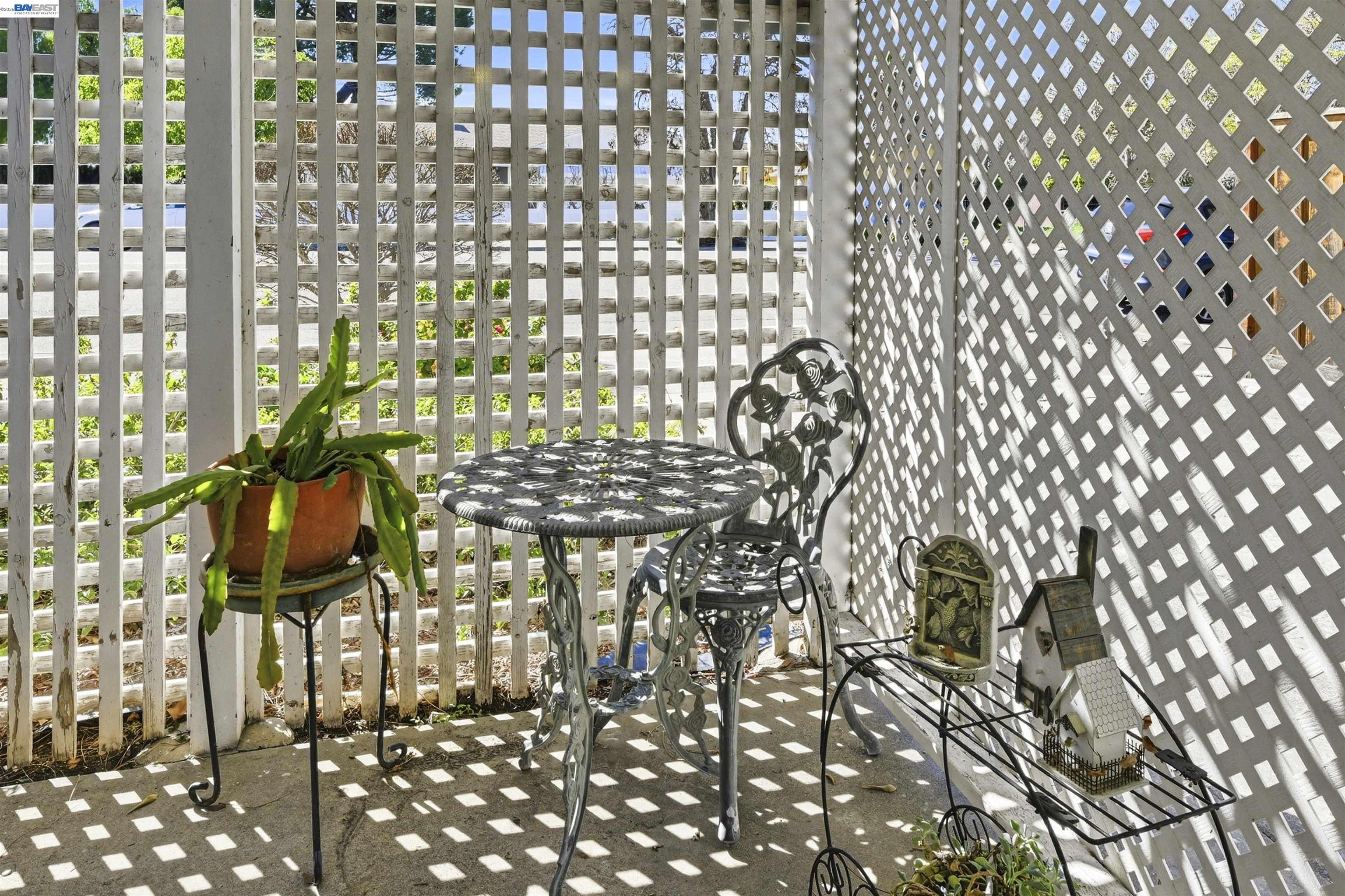 Detail Gallery Image 48 of 56 For 1716 Elm St, Livermore,  CA 94551 - 3 Beds | 1 Baths