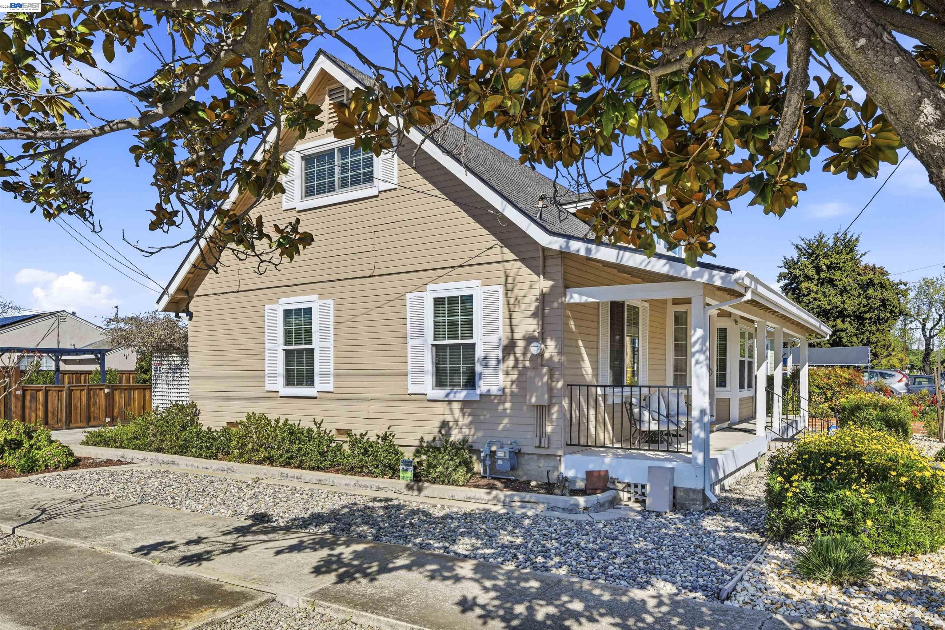 Detail Gallery Image 52 of 56 For 1716 Elm St, Livermore,  CA 94551 - 3 Beds | 1 Baths