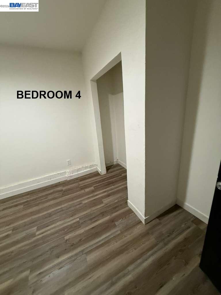 Detail Gallery Image 13 of 14 For 1130 61st Ave, Oakland,  CA 94621 - 5 Beds | 1 Baths