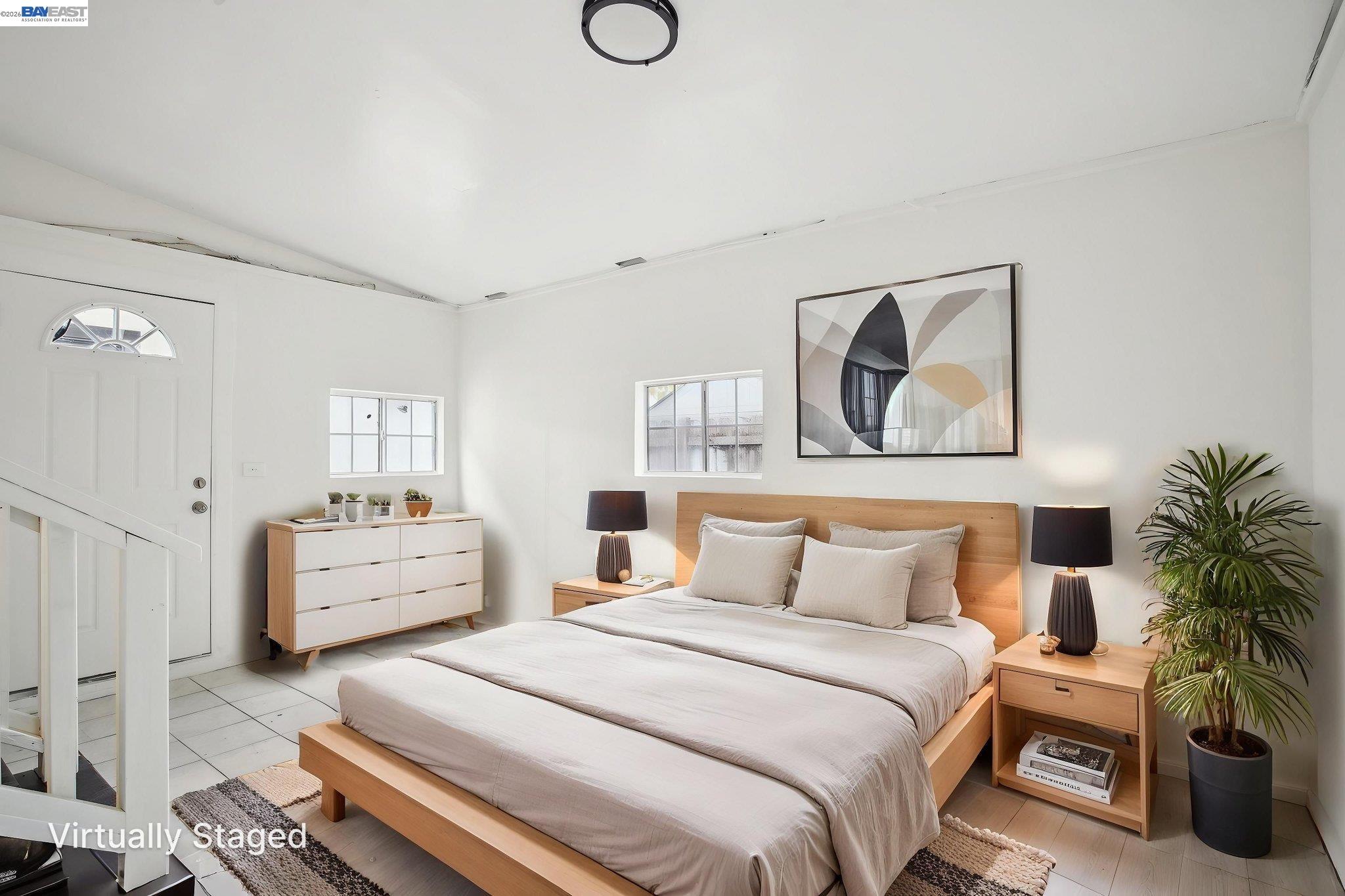 Detail Gallery Image 10 of 14 For 1130 61st Ave, Oakland,  CA 94621 - 5 Beds | 1 Baths