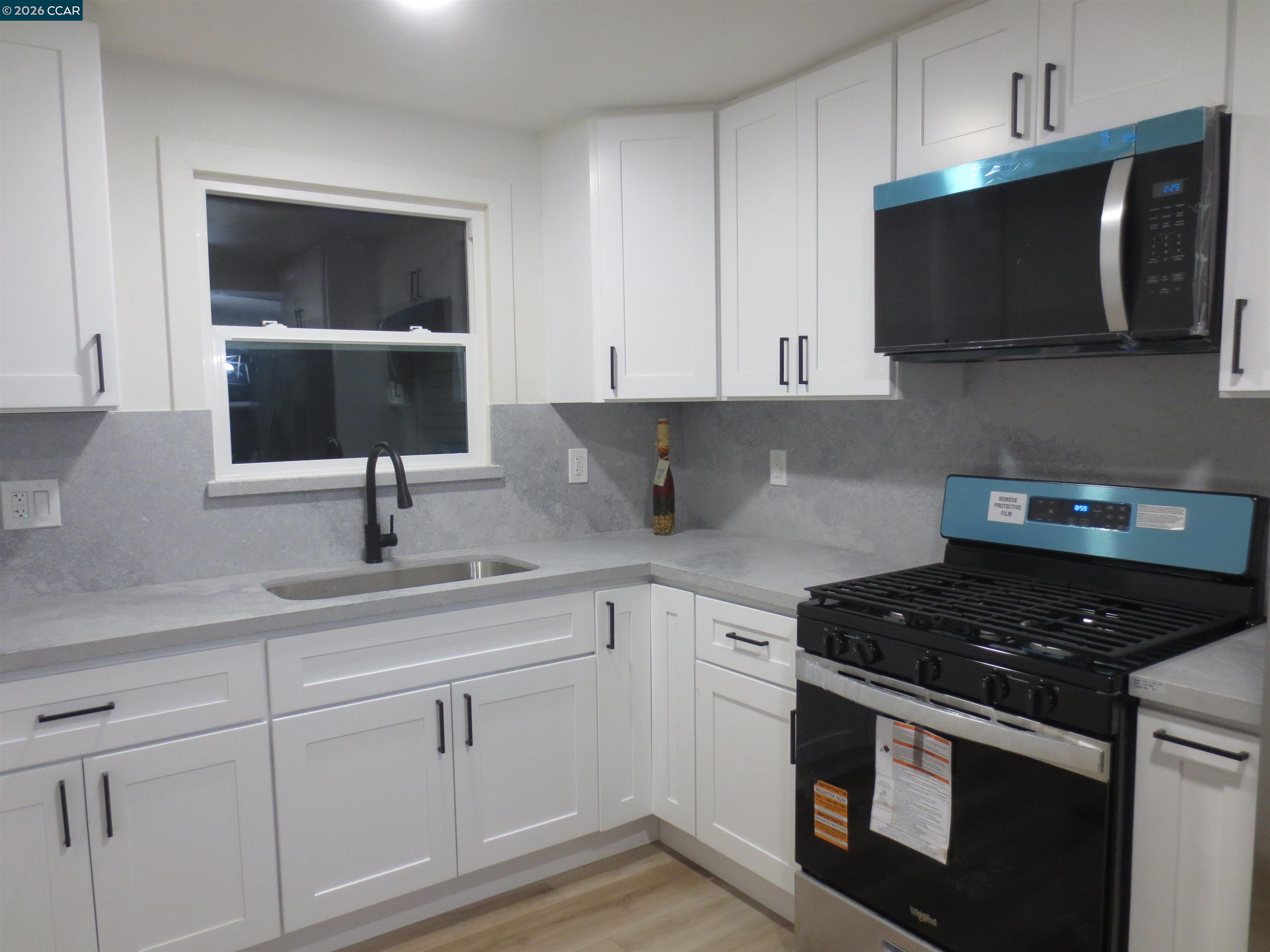 Detail Gallery Image 15 of 33 For 2699 Vale Rd, San Pablo,  CA 94806 - 3 Beds | 2 Baths