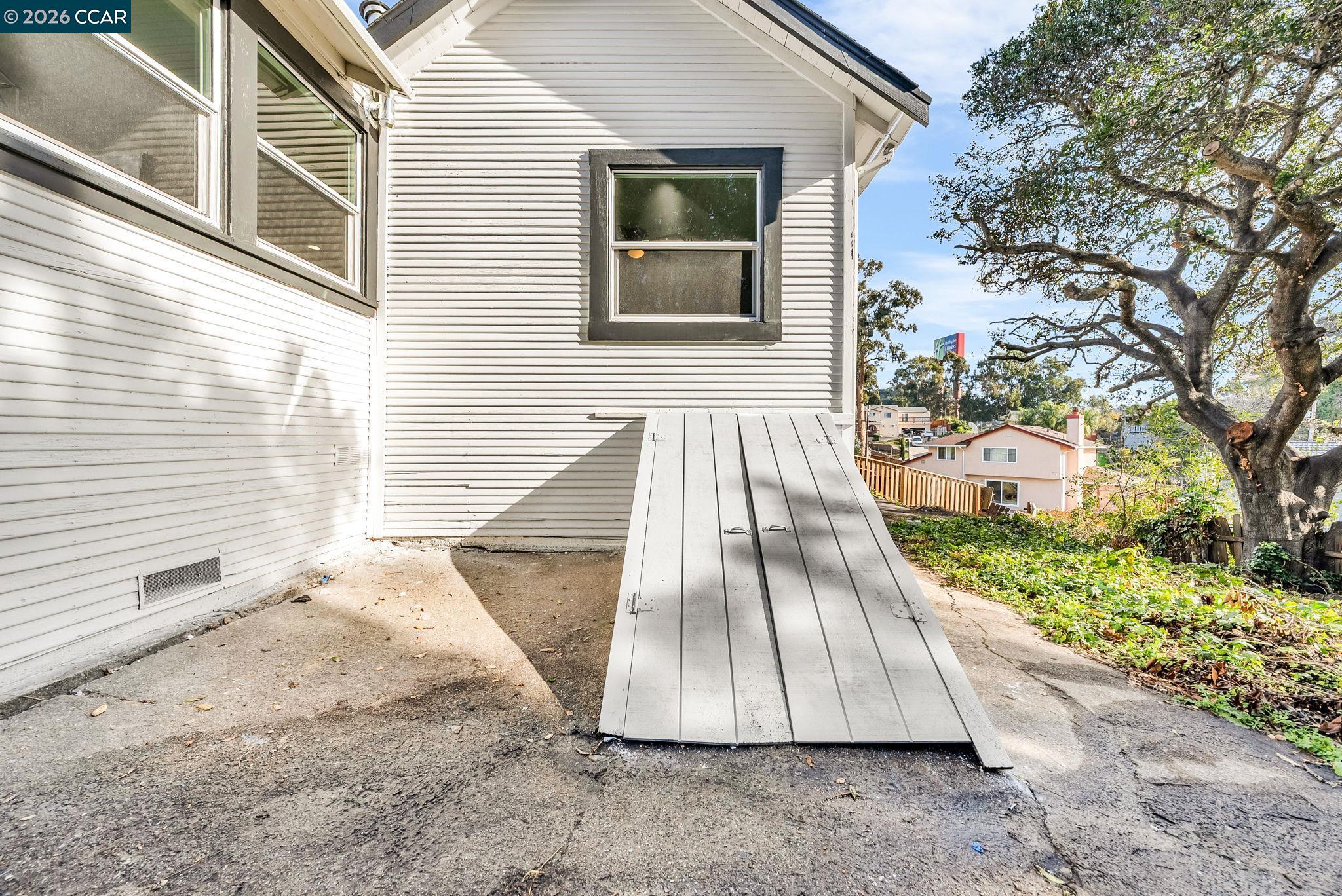 Detail Gallery Image 26 of 30 For 2699 Vale Rd, San Pablo,  CA 94806 - 3 Beds | 2 Baths