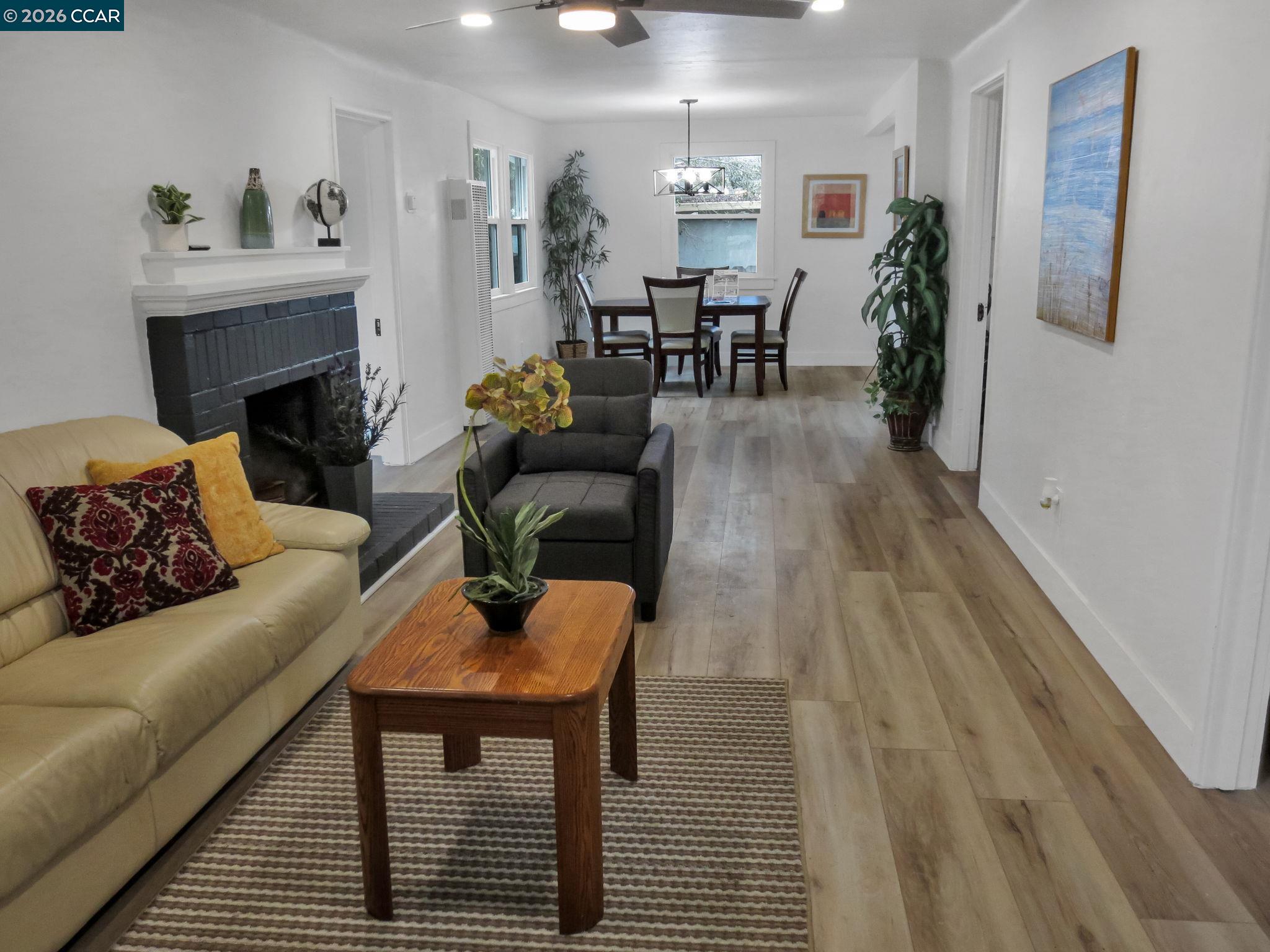 Detail Gallery Image 4 of 30 For 2699 Vale Rd, San Pablo,  CA 94806 - 3 Beds | 2 Baths