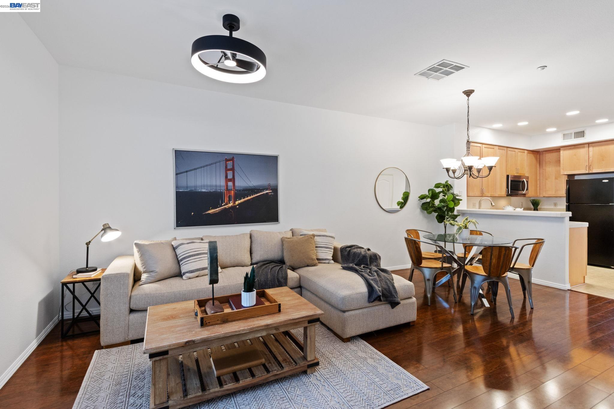 Photo #4: 41124648 Listing: Photo #4