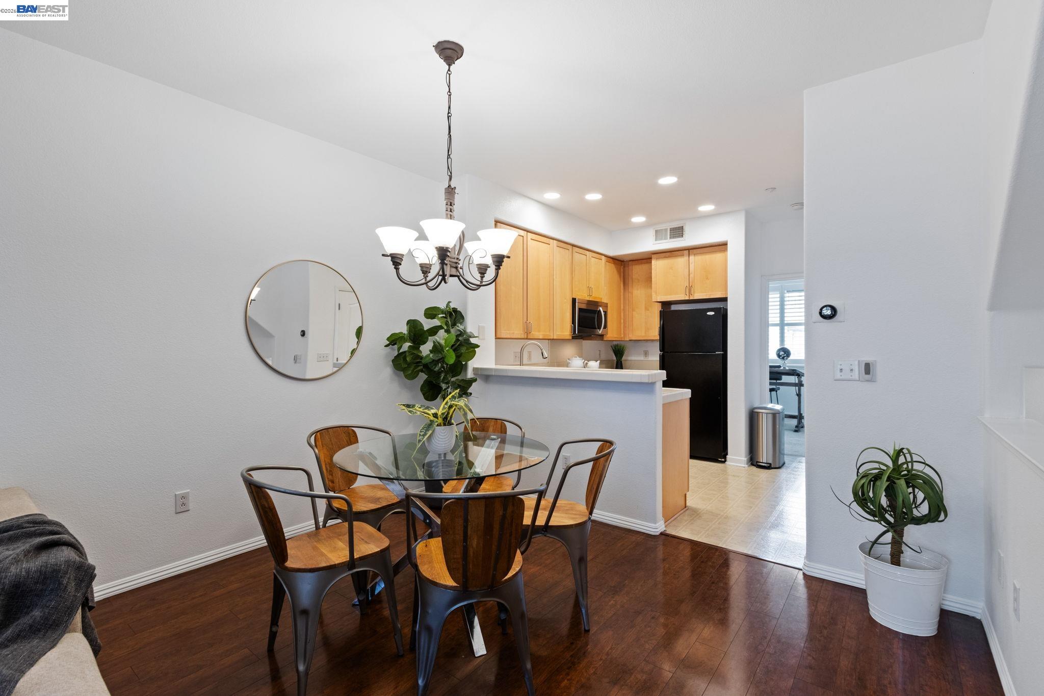 Photo #5: 41124648 Listing: Photo #5