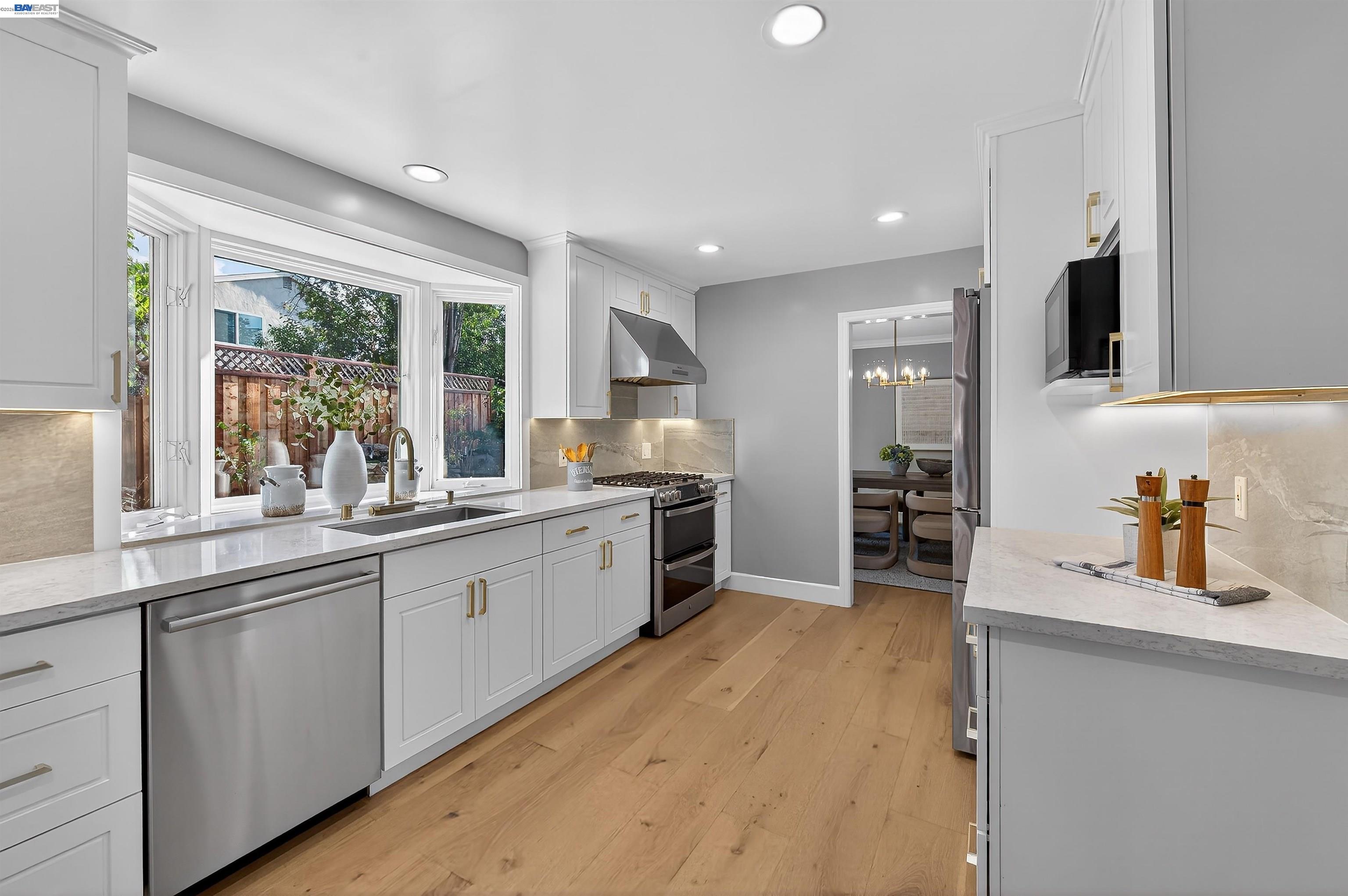 Detail Gallery Image 13 of 41 For 3215 Peachwillow Ln, Walnut Creek,  CA 94598 - 3 Beds | 2/1 Baths