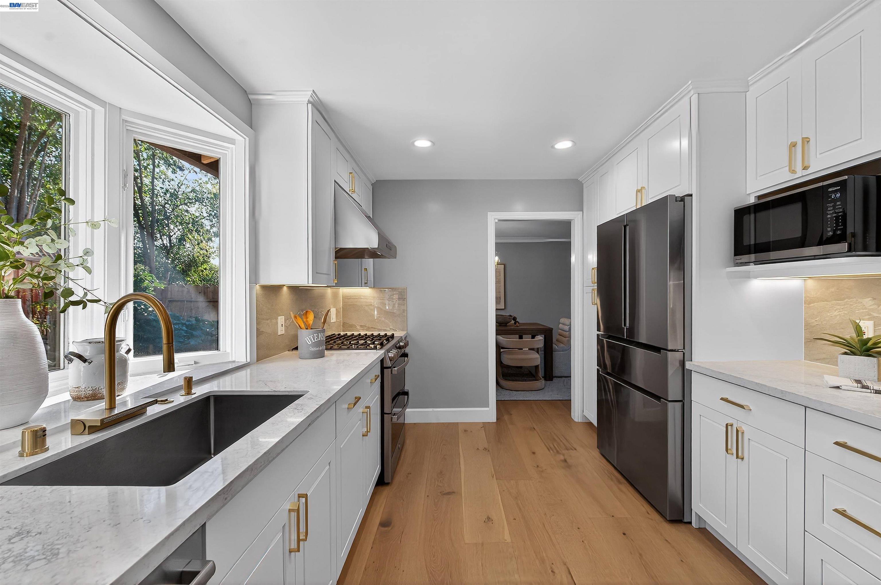 Detail Gallery Image 14 of 41 For 3215 Peachwillow Ln, Walnut Creek,  CA 94598 - 3 Beds | 2/1 Baths