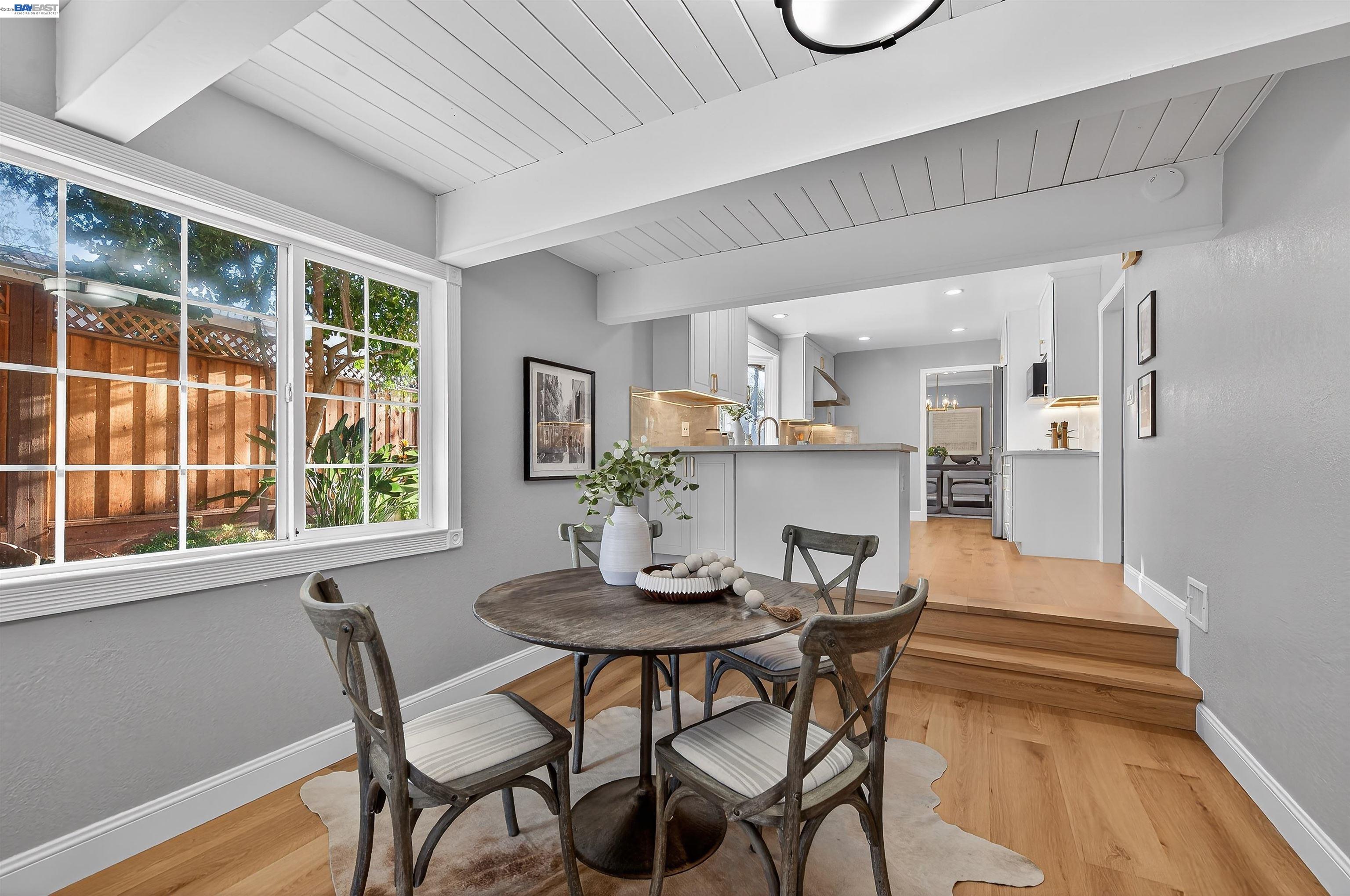 Detail Gallery Image 22 of 41 For 3215 Peachwillow Ln, Walnut Creek,  CA 94598 - 3 Beds | 2/1 Baths