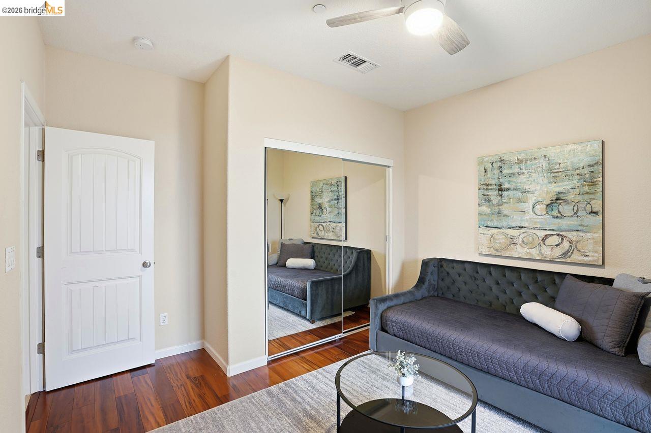 Detail Gallery Image 23 of 52 For 6271 Rocky Point Ct, Oakland,  CA 94605 - 4 Beds | 2/1 Baths
