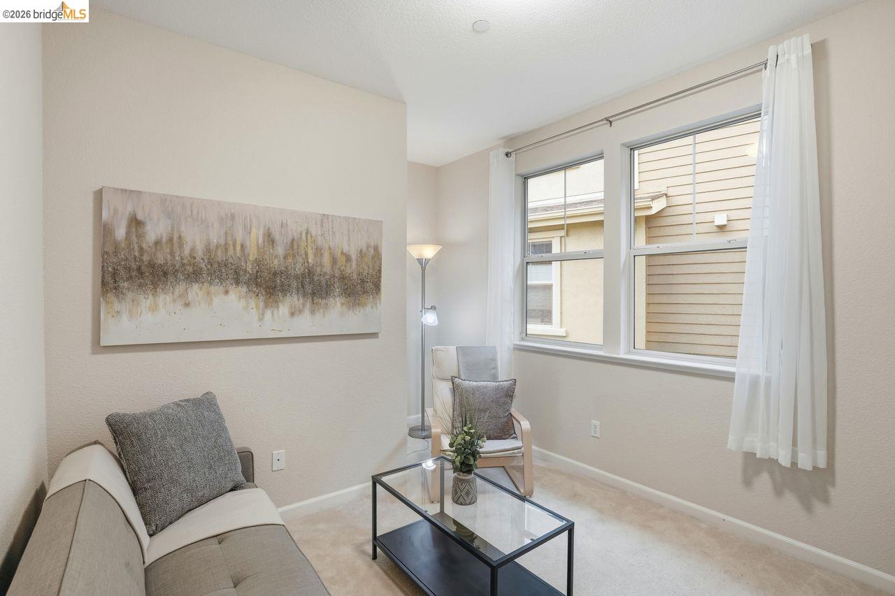 Detail Gallery Image 25 of 52 For 6271 Rocky Point Ct, Oakland,  CA 94605 - 4 Beds | 2/1 Baths