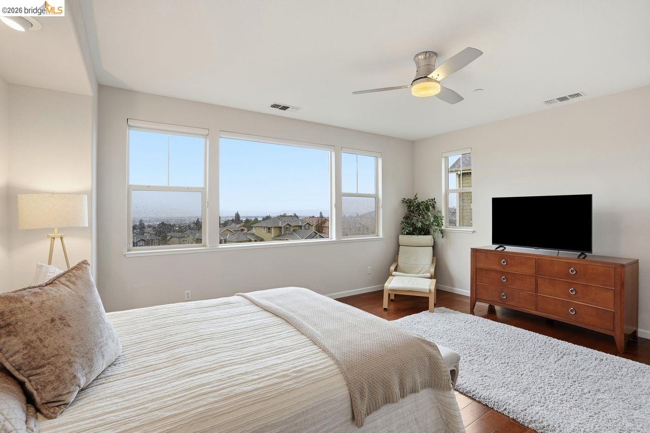 Detail Gallery Image 28 of 52 For 6271 Rocky Point Ct, Oakland,  CA 94605 - 4 Beds | 2/1 Baths