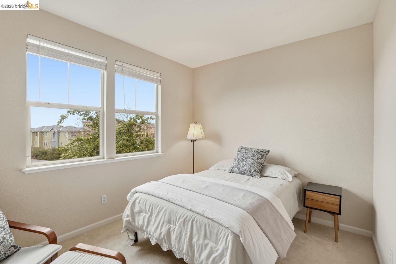 Detail Gallery Image 31 of 52 For 6271 Rocky Point Ct, Oakland,  CA 94605 - 4 Beds | 2/1 Baths