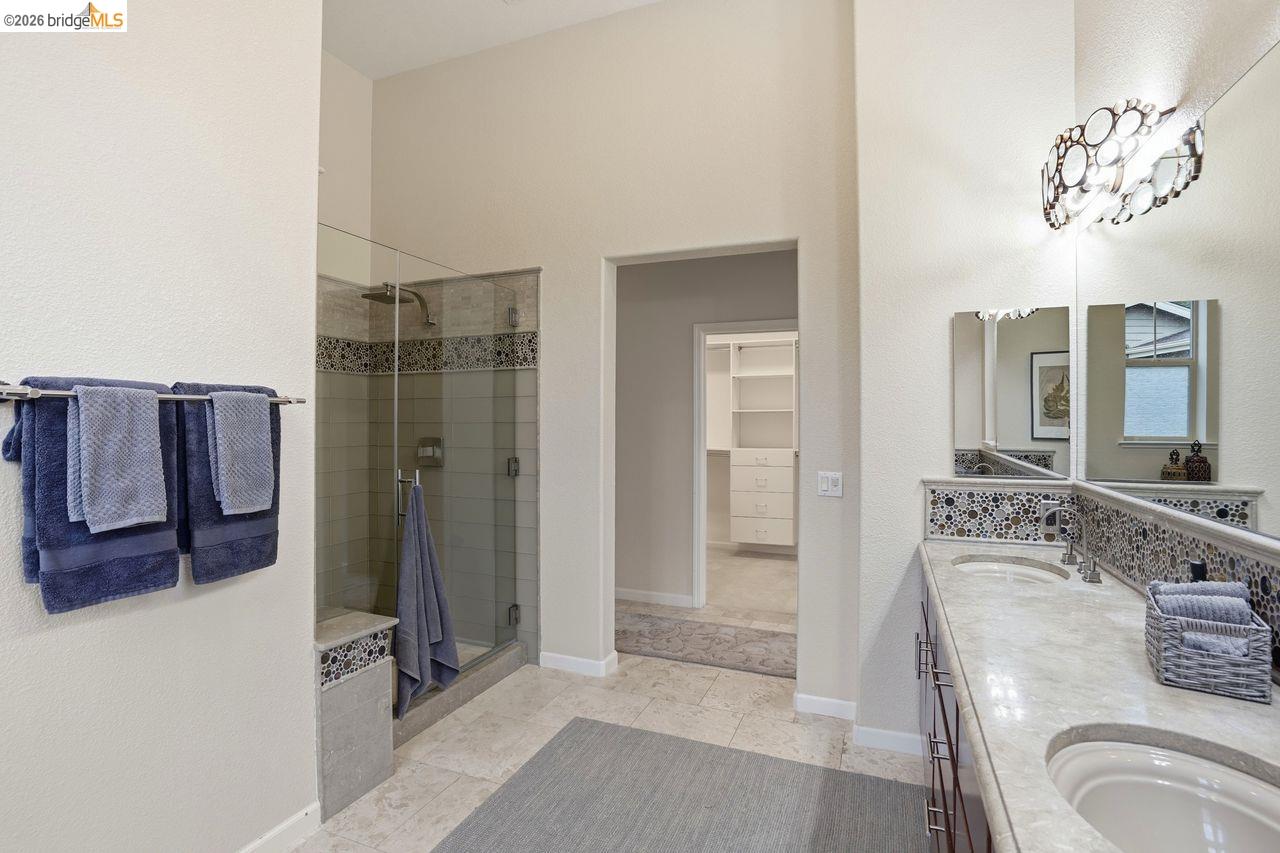 Detail Gallery Image 37 of 52 For 6271 Rocky Point Ct, Oakland,  CA 94605 - 4 Beds | 2/1 Baths