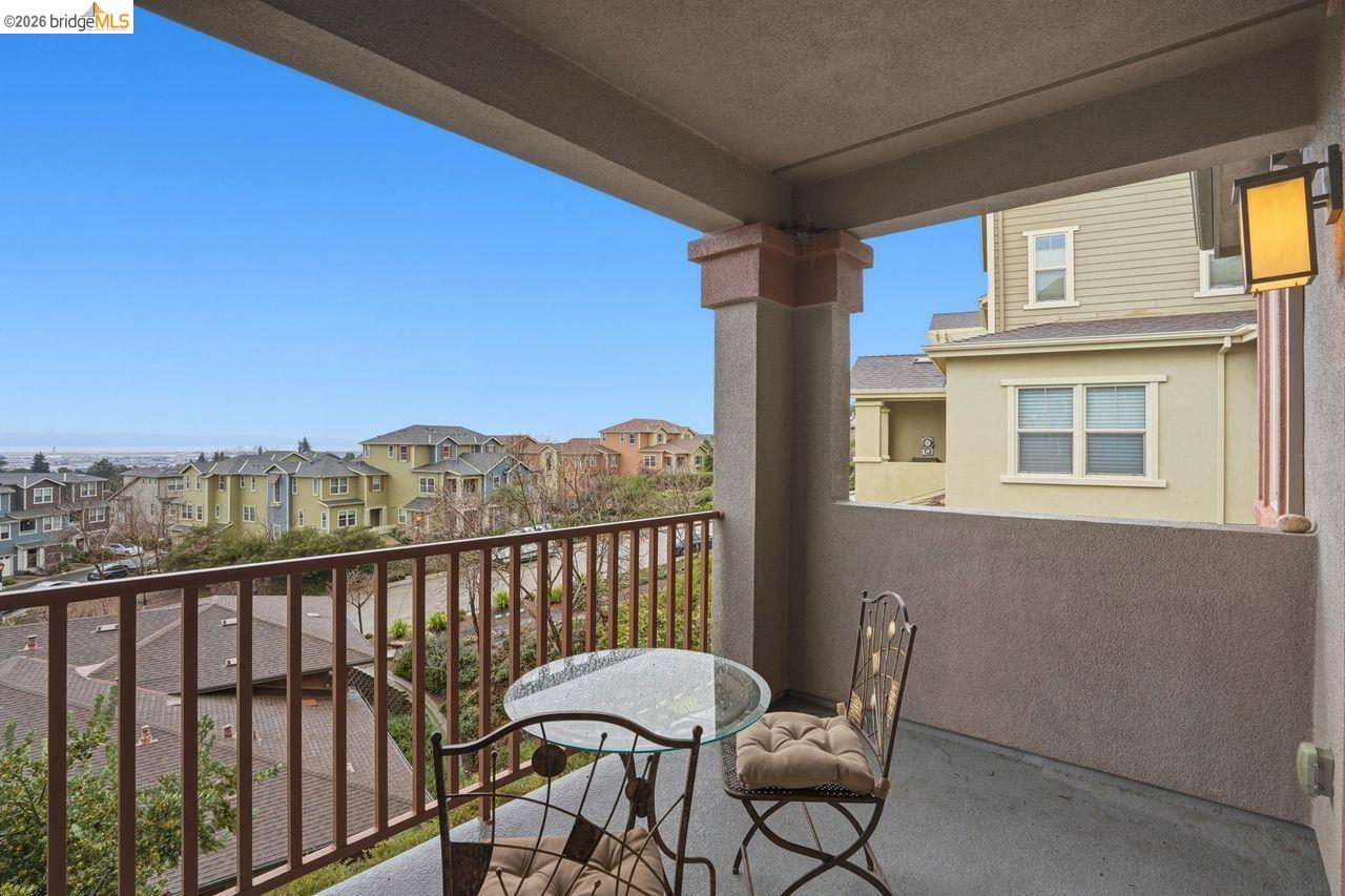 Detail Gallery Image 47 of 52 For 6271 Rocky Point Ct, Oakland,  CA 94605 - 4 Beds | 2/1 Baths