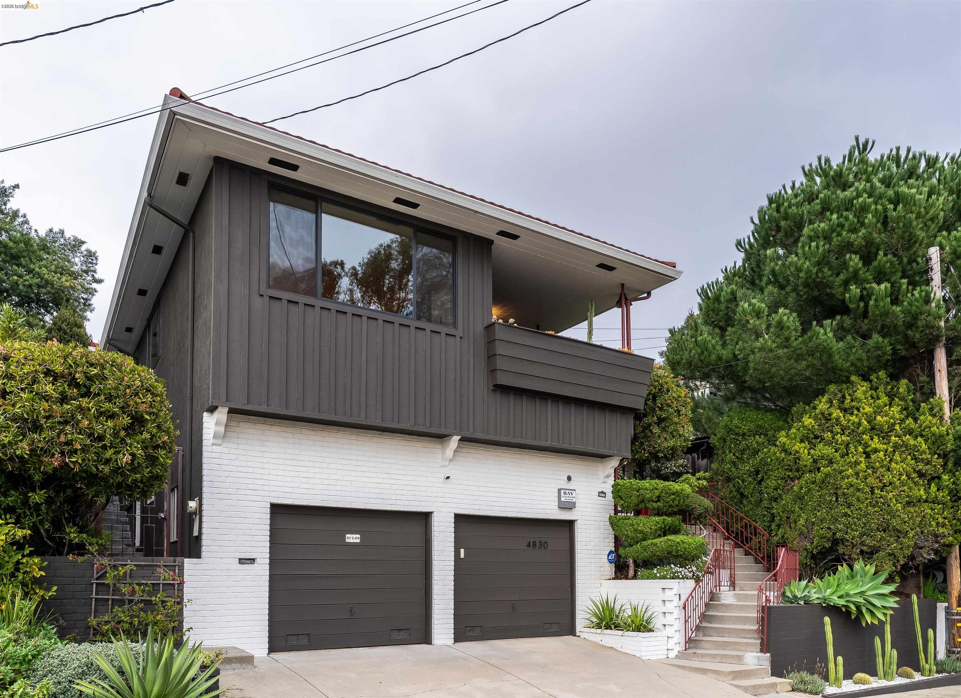 Front Image Thumbnail for EB41124654