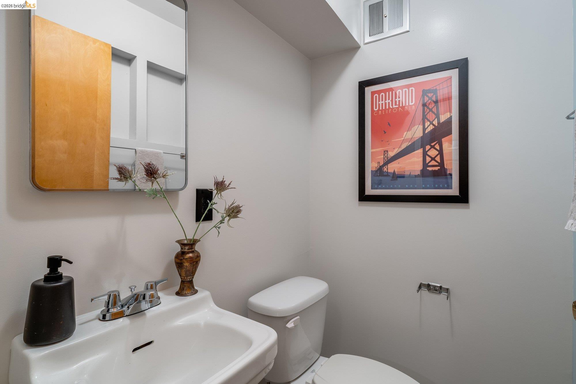 Detail Gallery Image 51 of 59 For 4830 Fair Ave., Oakland,  CA 94619 - 4 Beds | 2/1 Baths