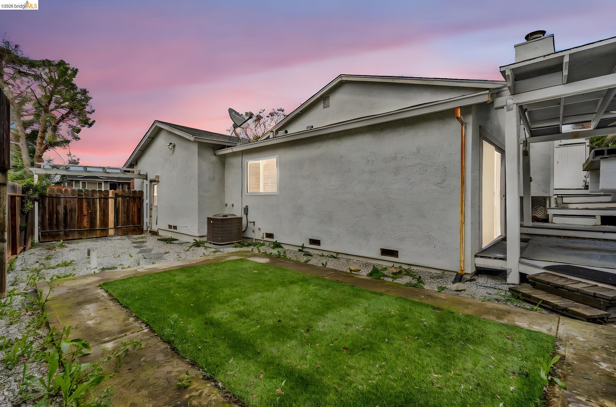 Detail Gallery Image 34 of 52 For 909 Halite Way, Antioch,  CA 94509-9999 - 3 Beds | 2 Baths