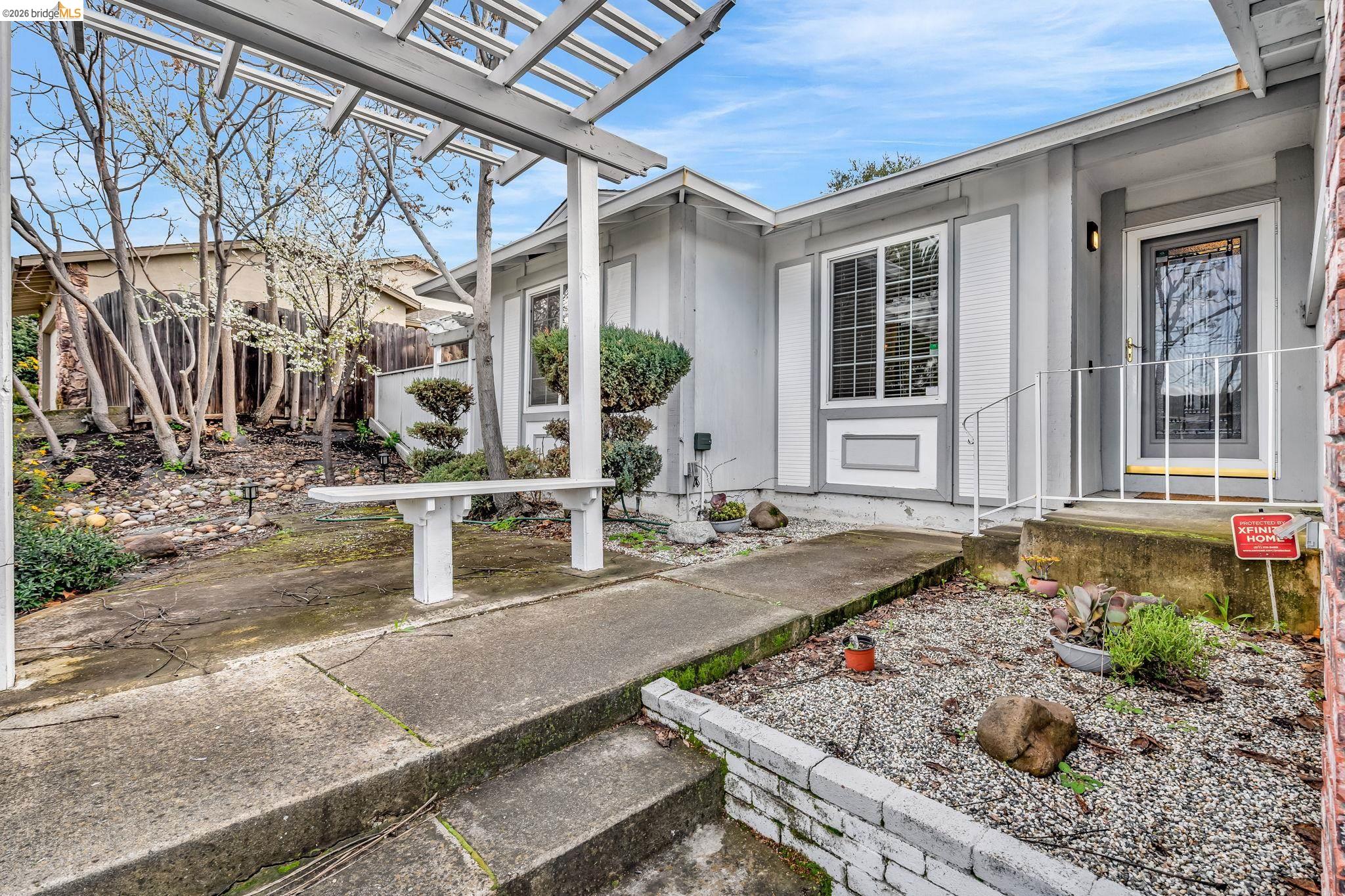 Detail Gallery Image 6 of 52 For 909 Halite Way, Antioch,  CA 94509-9999 - 3 Beds | 2 Baths