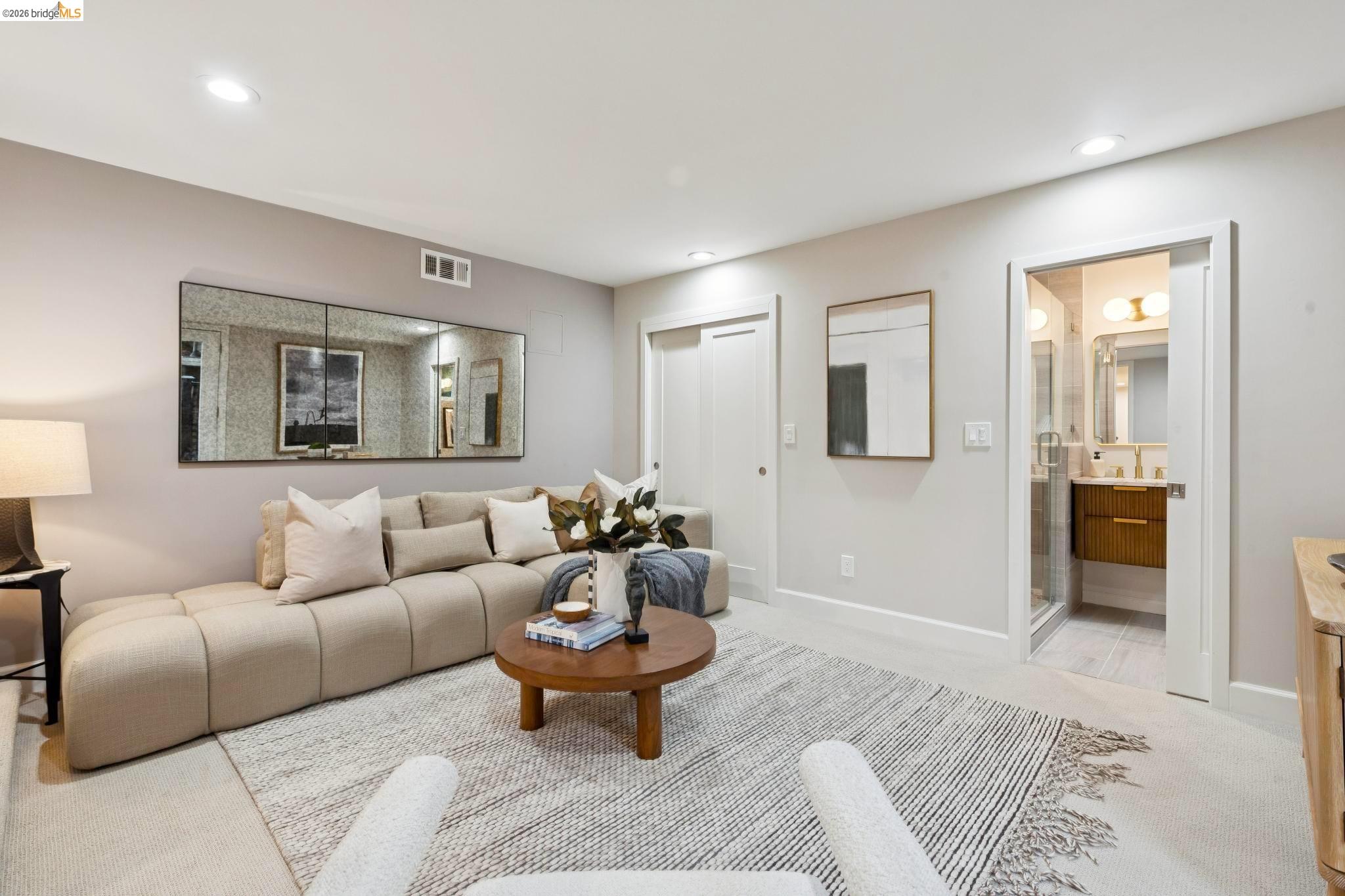 Detail Gallery Image 35 of 60 For 1374 El Centro Ave, Oakland,  CA 94602 - 3 Beds | 2/1 Baths