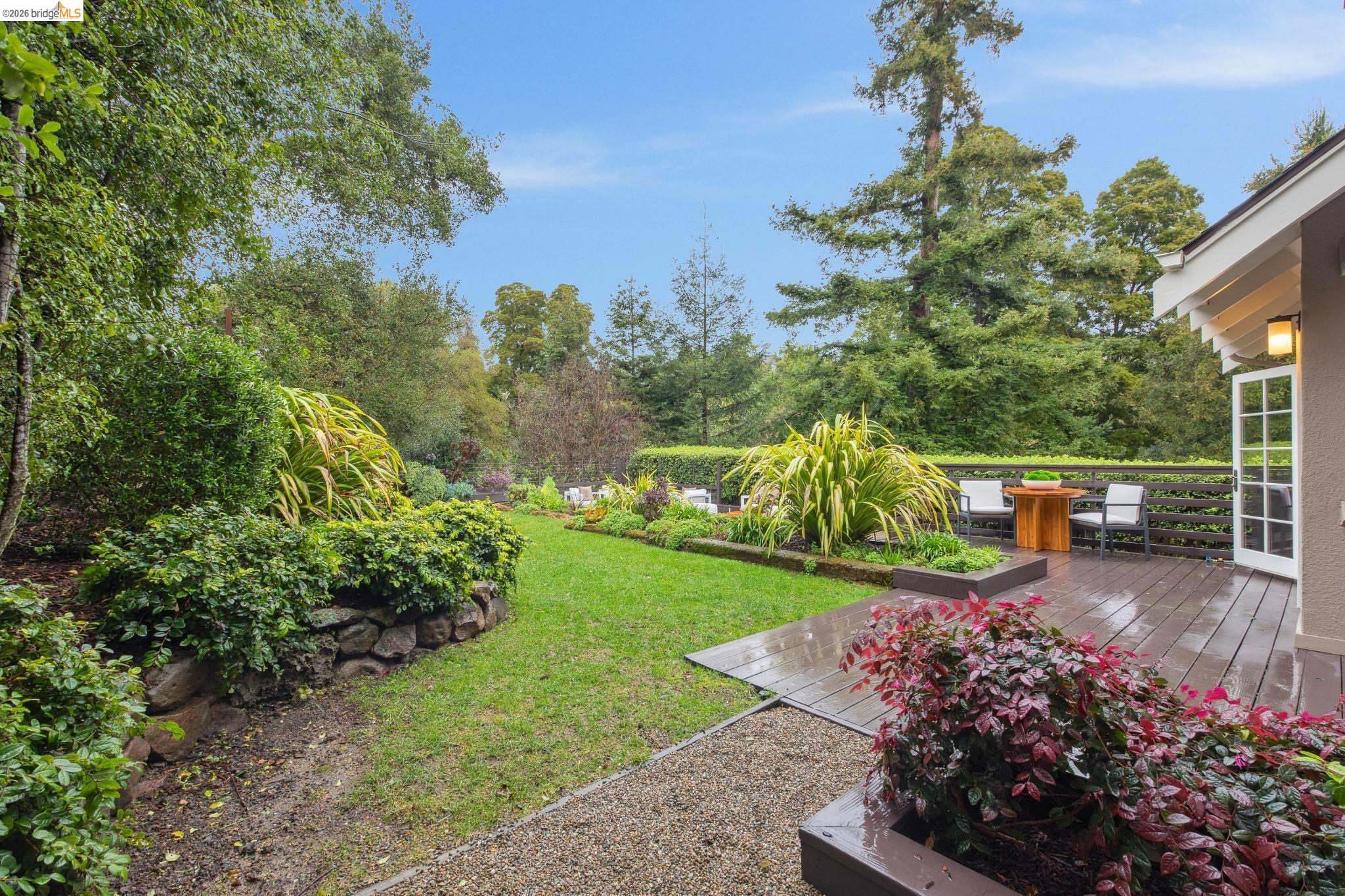 Detail Gallery Image 41 of 60 For 1374 El Centro Ave, Oakland,  CA 94602 - 3 Beds | 2/1 Baths