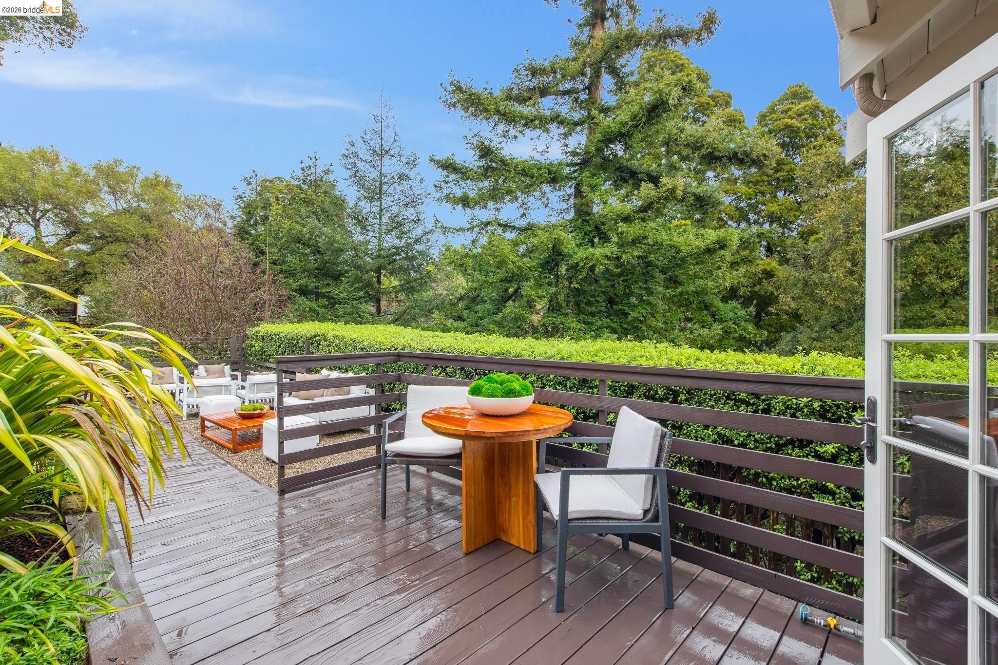 Detail Gallery Image 44 of 60 For 1374 El Centro Ave, Oakland,  CA 94602 - 3 Beds | 2/1 Baths