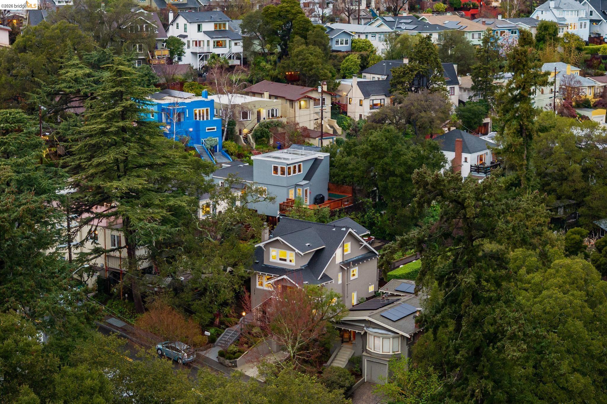 Detail Gallery Image 53 of 60 For 1374 El Centro Ave, Oakland,  CA 94602 - 3 Beds | 2/1 Baths