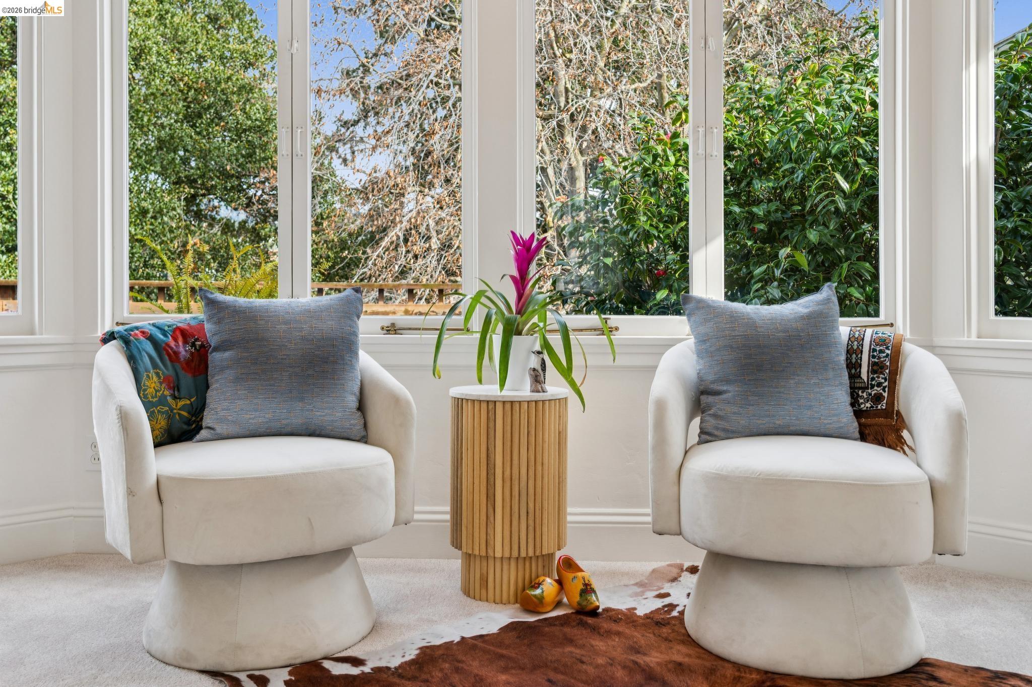 Detail Gallery Image 21 of 36 For 534 Mira Vista Ave, Oakland,  CA 94610 - 4 Beds | 2 Baths