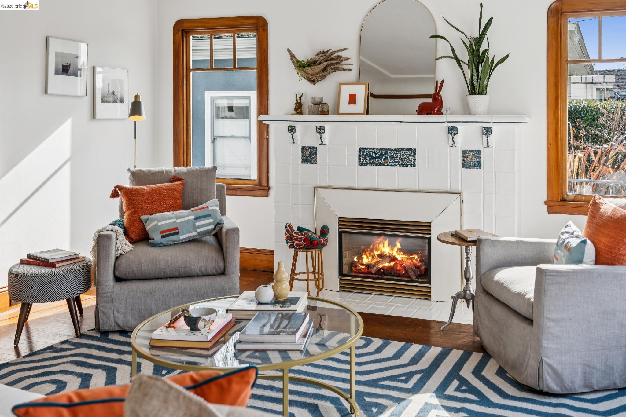 Detail Gallery Image 6 of 36 For 534 Mira Vista Ave, Oakland,  CA 94610 - 4 Beds | 2 Baths