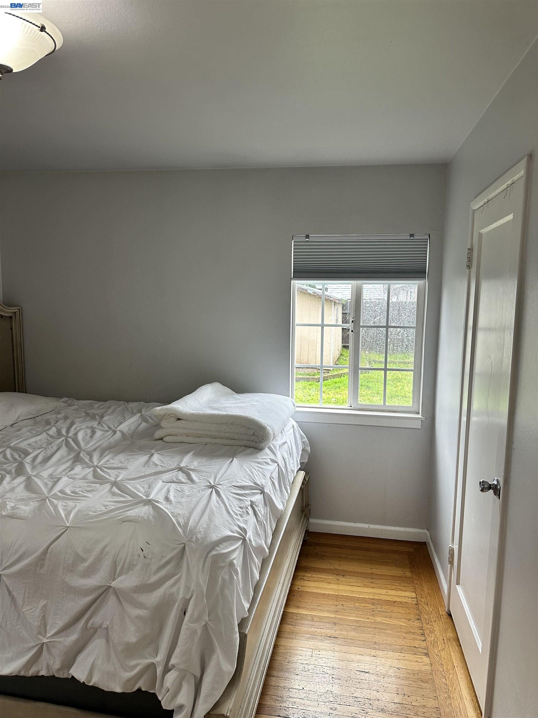 Detail Gallery Image 13 of 38 For 26847 Gaither Way, Hayward,  CA 94544 - 3 Beds | 1 Baths