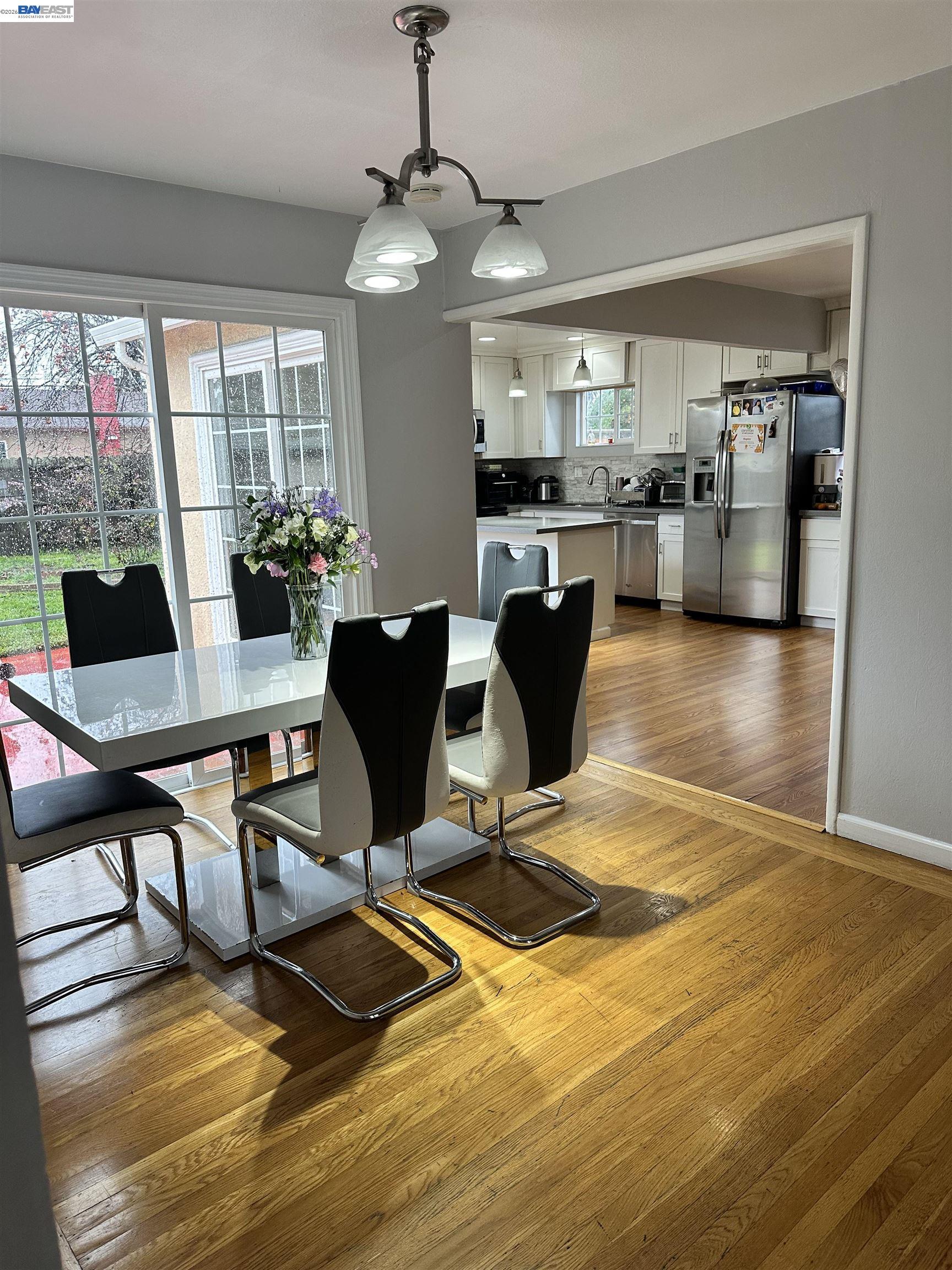 Detail Gallery Image 24 of 38 For 26847 Gaither Way, Hayward,  CA 94544 - 3 Beds | 1 Baths