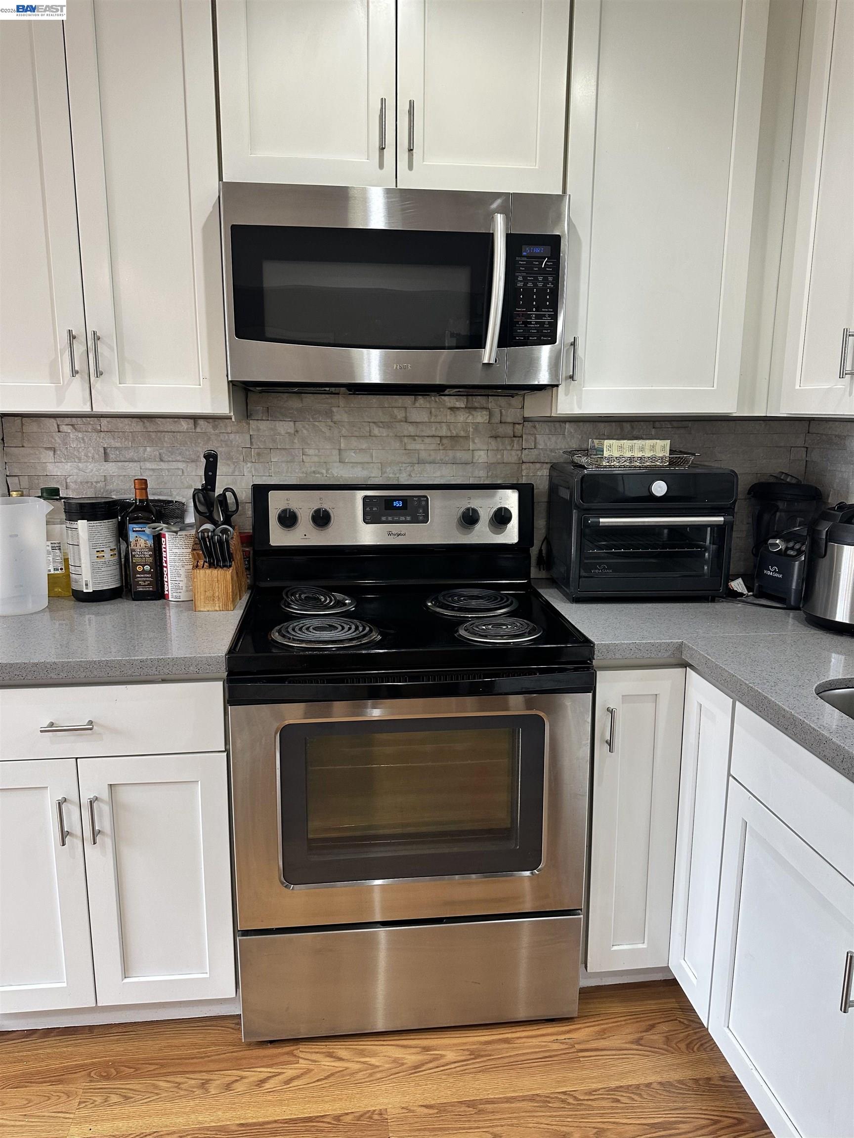 Detail Gallery Image 26 of 38 For 26847 Gaither Way, Hayward,  CA 94544 - 3 Beds | 1 Baths