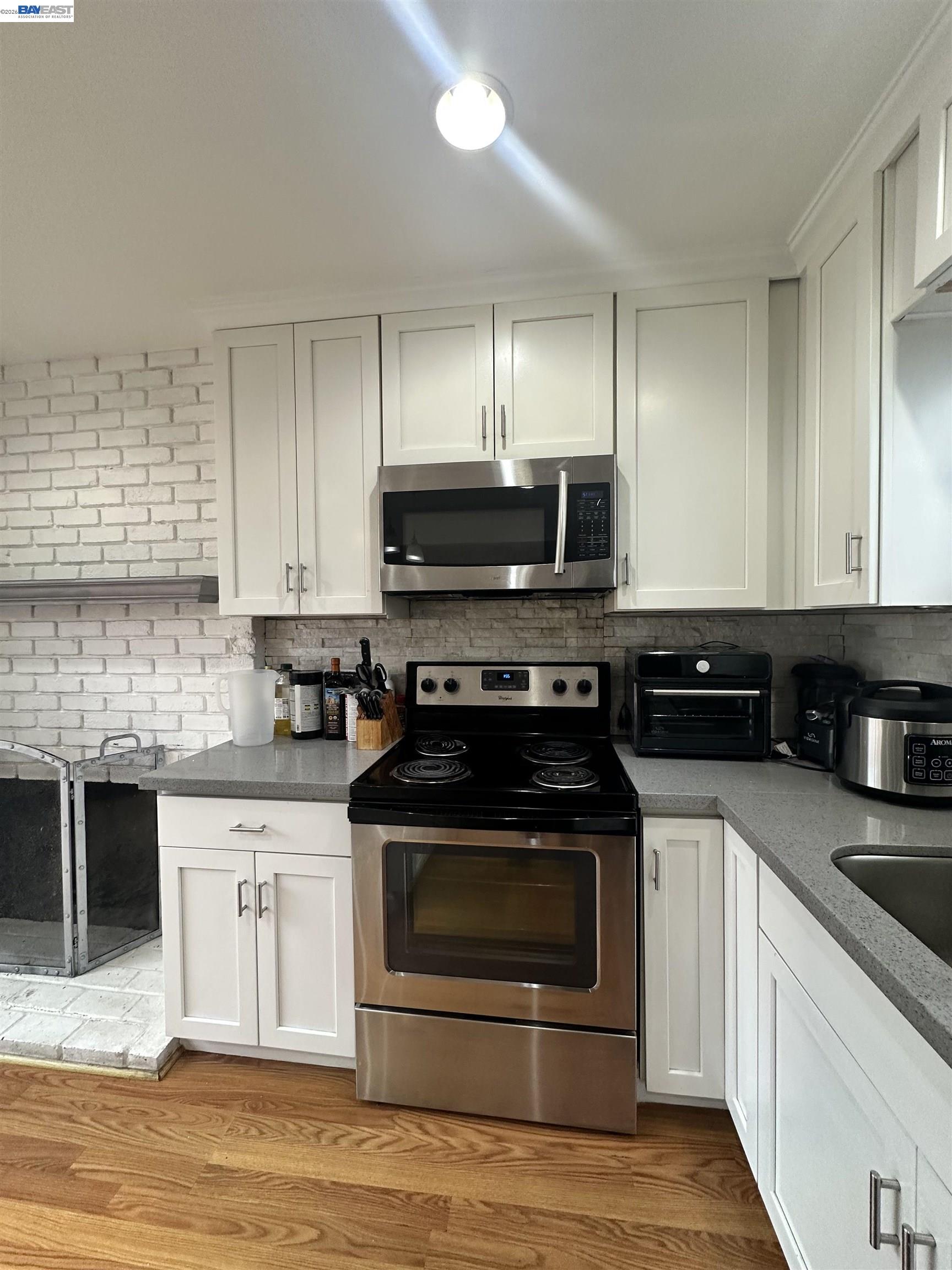 Detail Gallery Image 31 of 38 For 26847 Gaither Way, Hayward,  CA 94544 - 3 Beds | 1 Baths