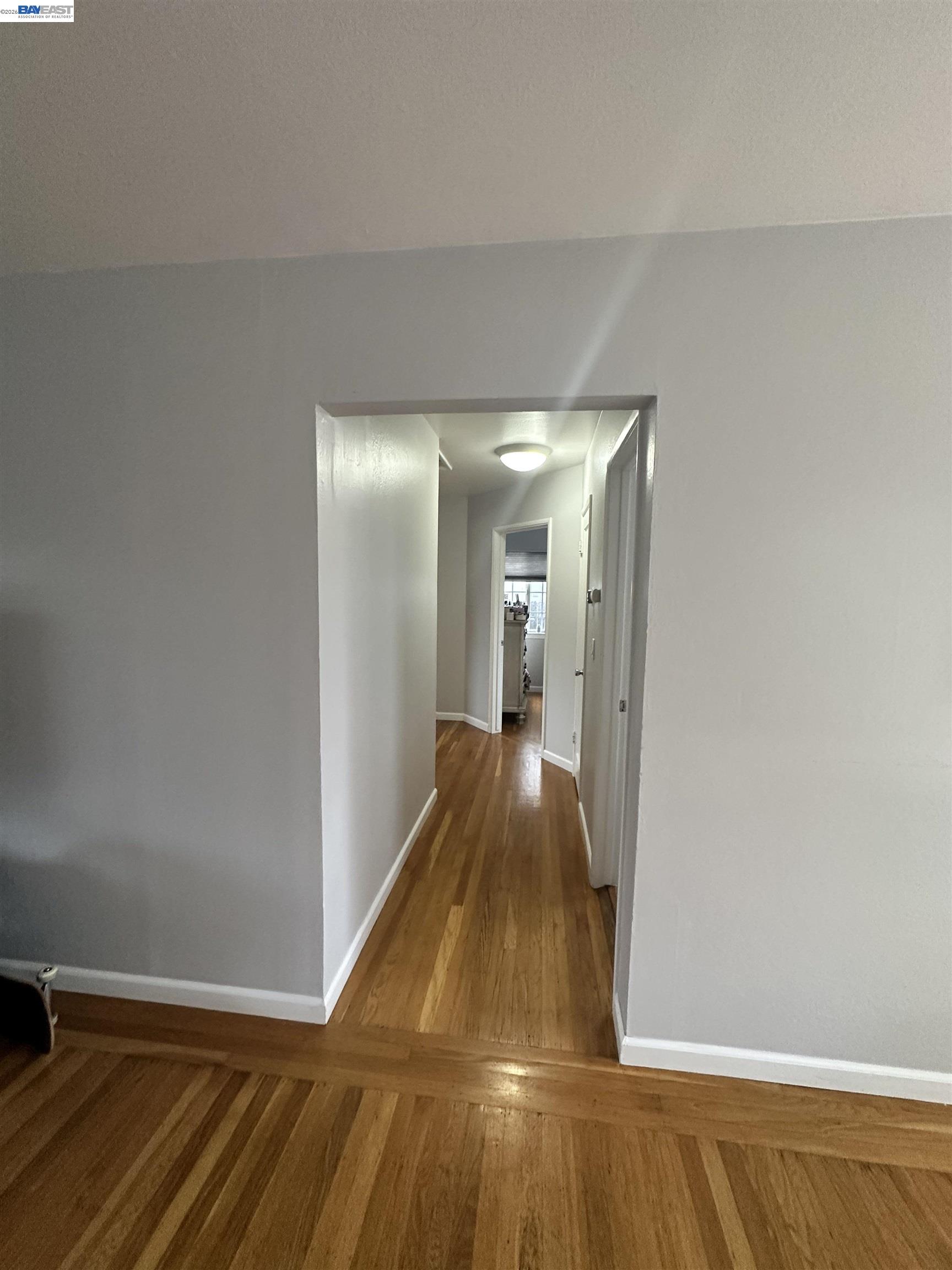 Detail Gallery Image 10 of 38 For 26847 Gaither Way, Hayward,  CA 94544 - 3 Beds | 1 Baths