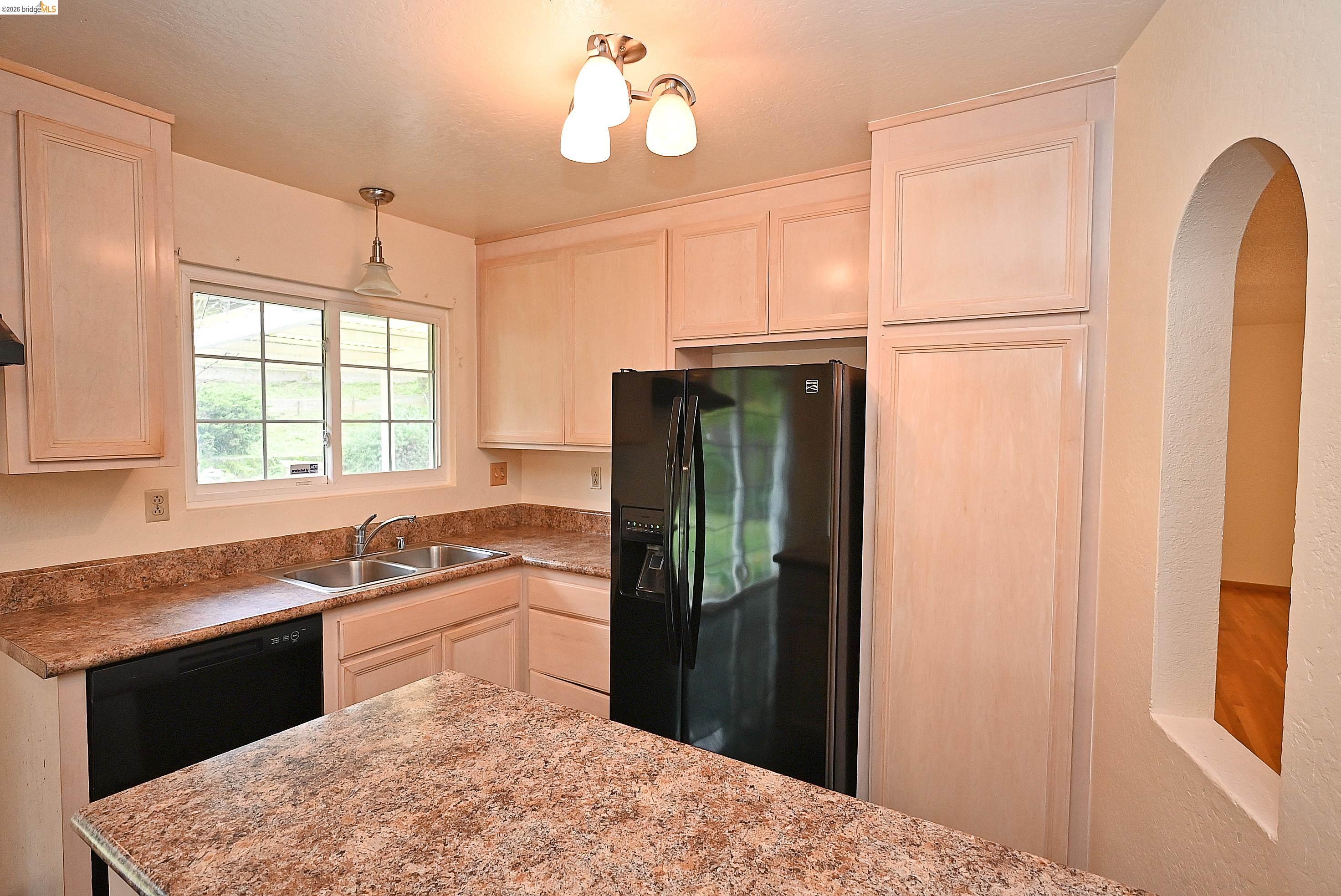 Detail Gallery Image 15 of 33 For 159 Coleridge Dr, Vallejo,  CA 94591 - 3 Beds | 2 Baths