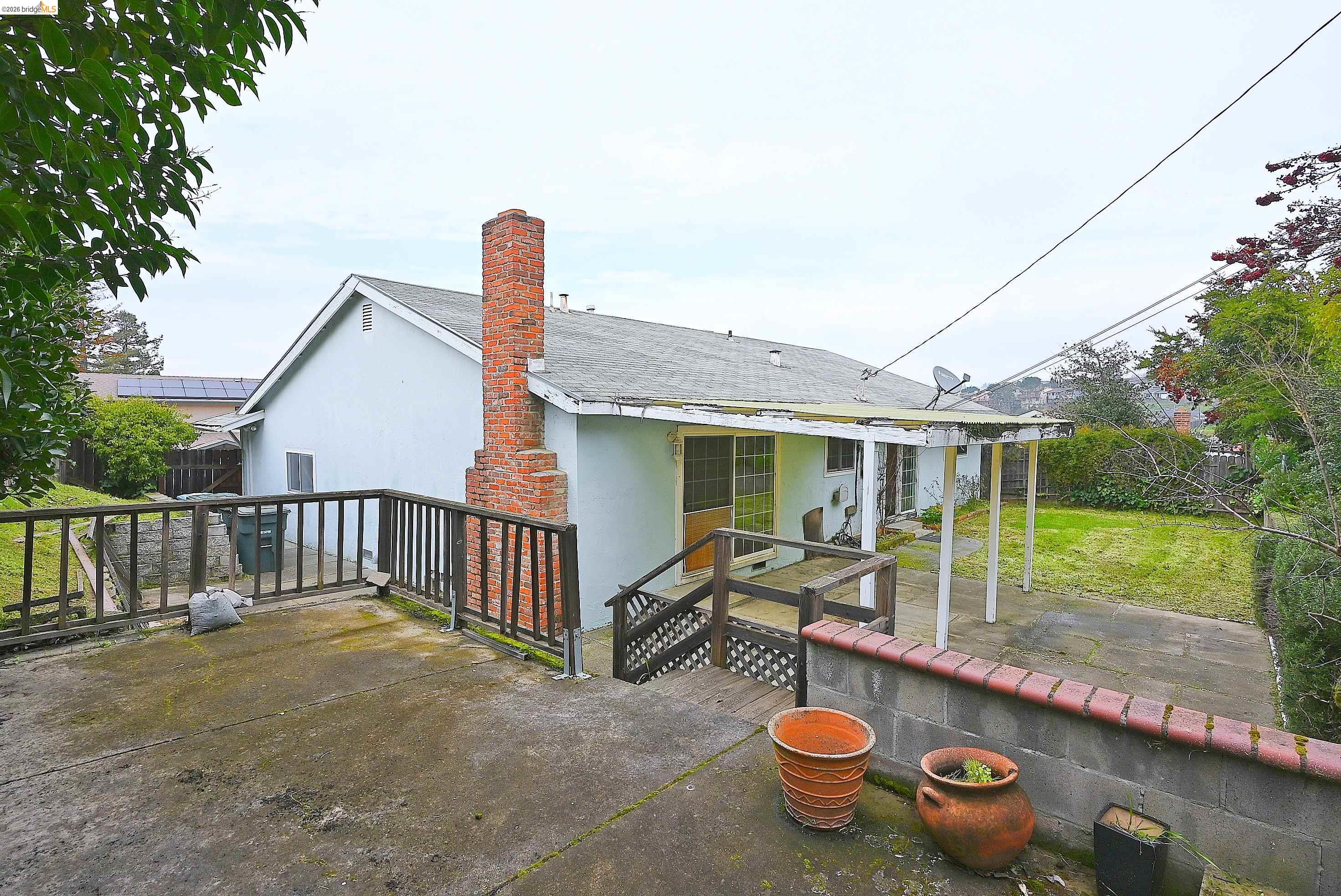 Detail Gallery Image 10 of 33 For 159 Coleridge Dr, Vallejo,  CA 94591 - 3 Beds | 2 Baths