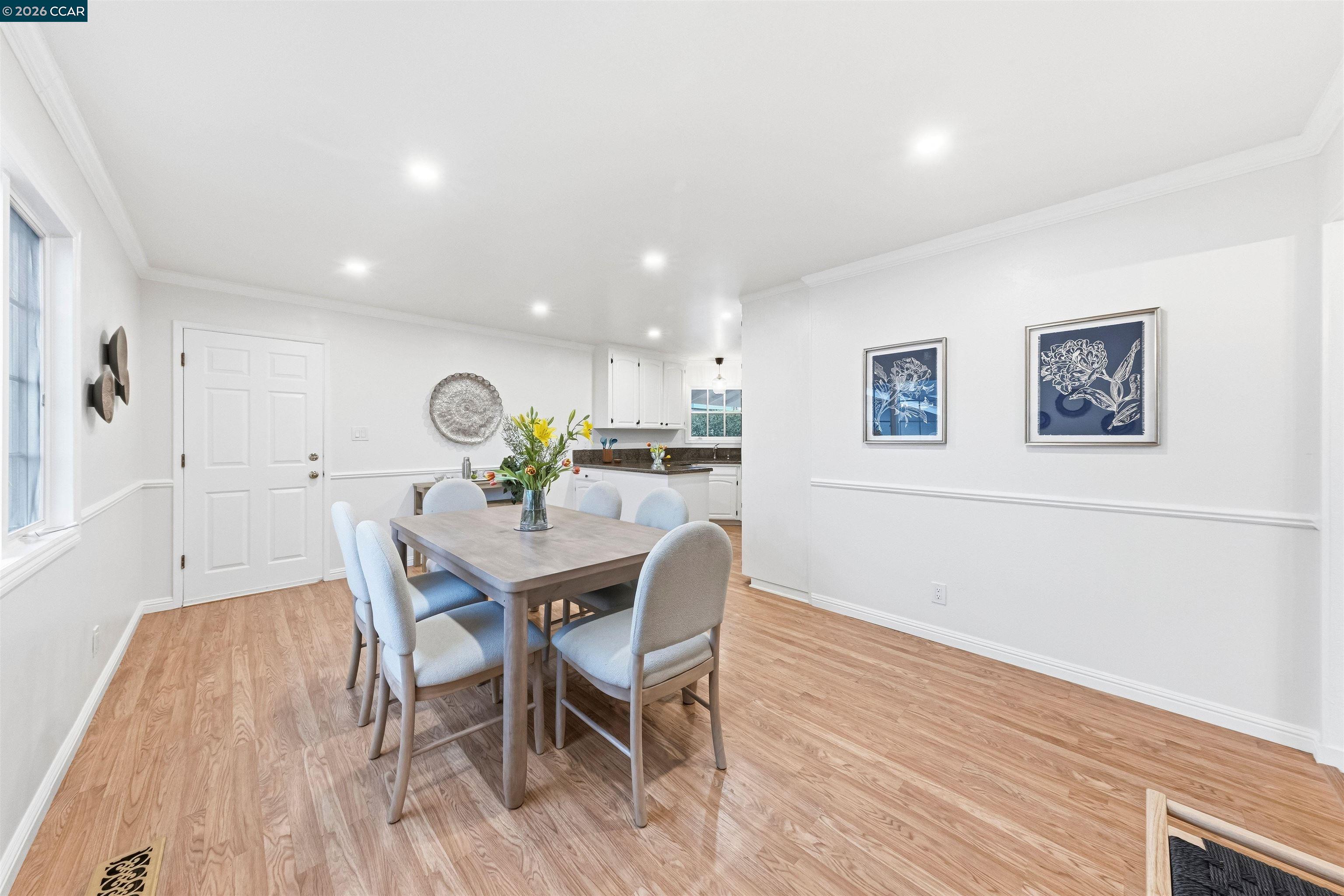 Detail Gallery Image 11 of 55 For 389 Mavis Dr, Pleasanton,  CA 94566 - 3 Beds | 2 Baths