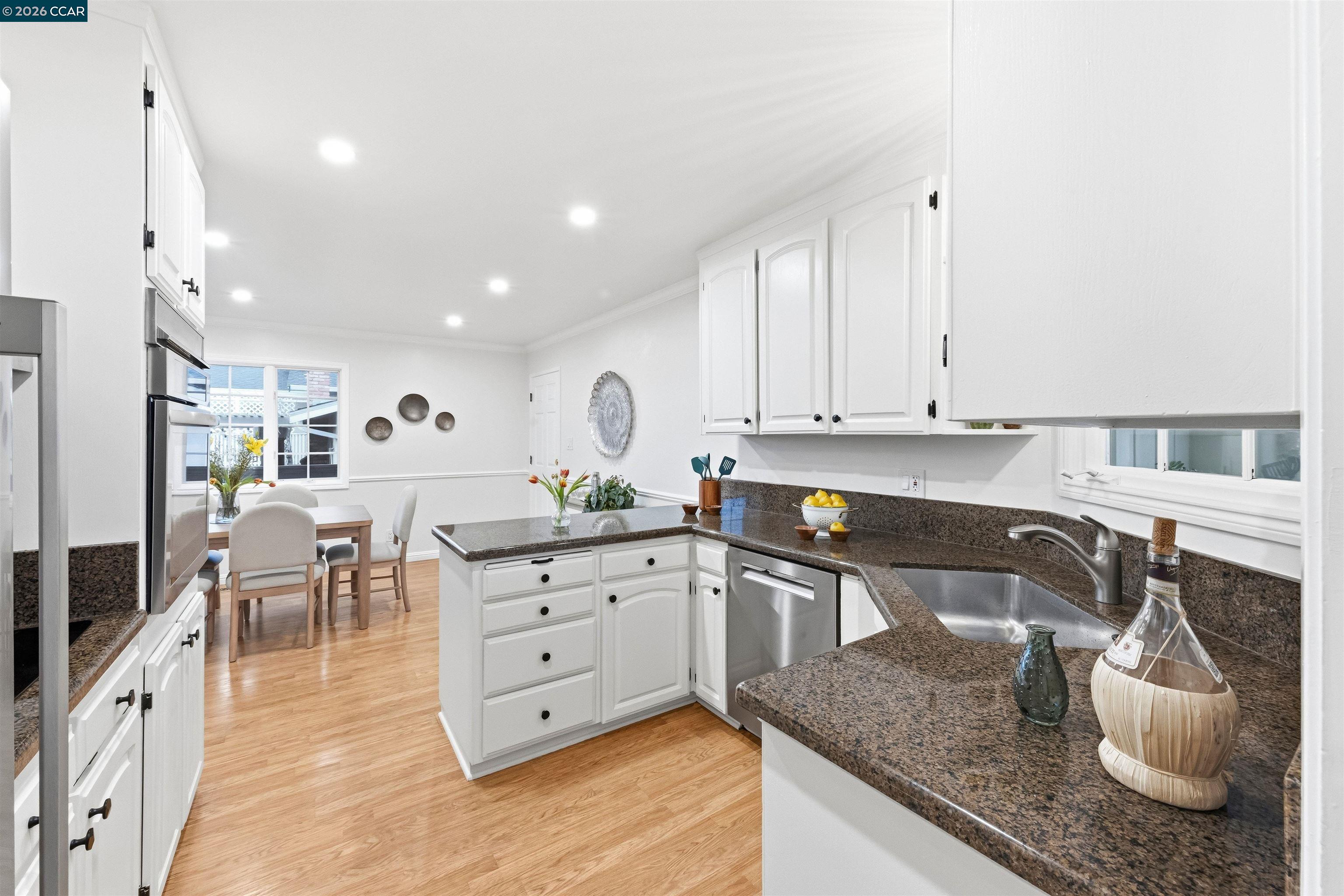 Detail Gallery Image 13 of 55 For 389 Mavis Dr, Pleasanton,  CA 94566 - 3 Beds | 2 Baths