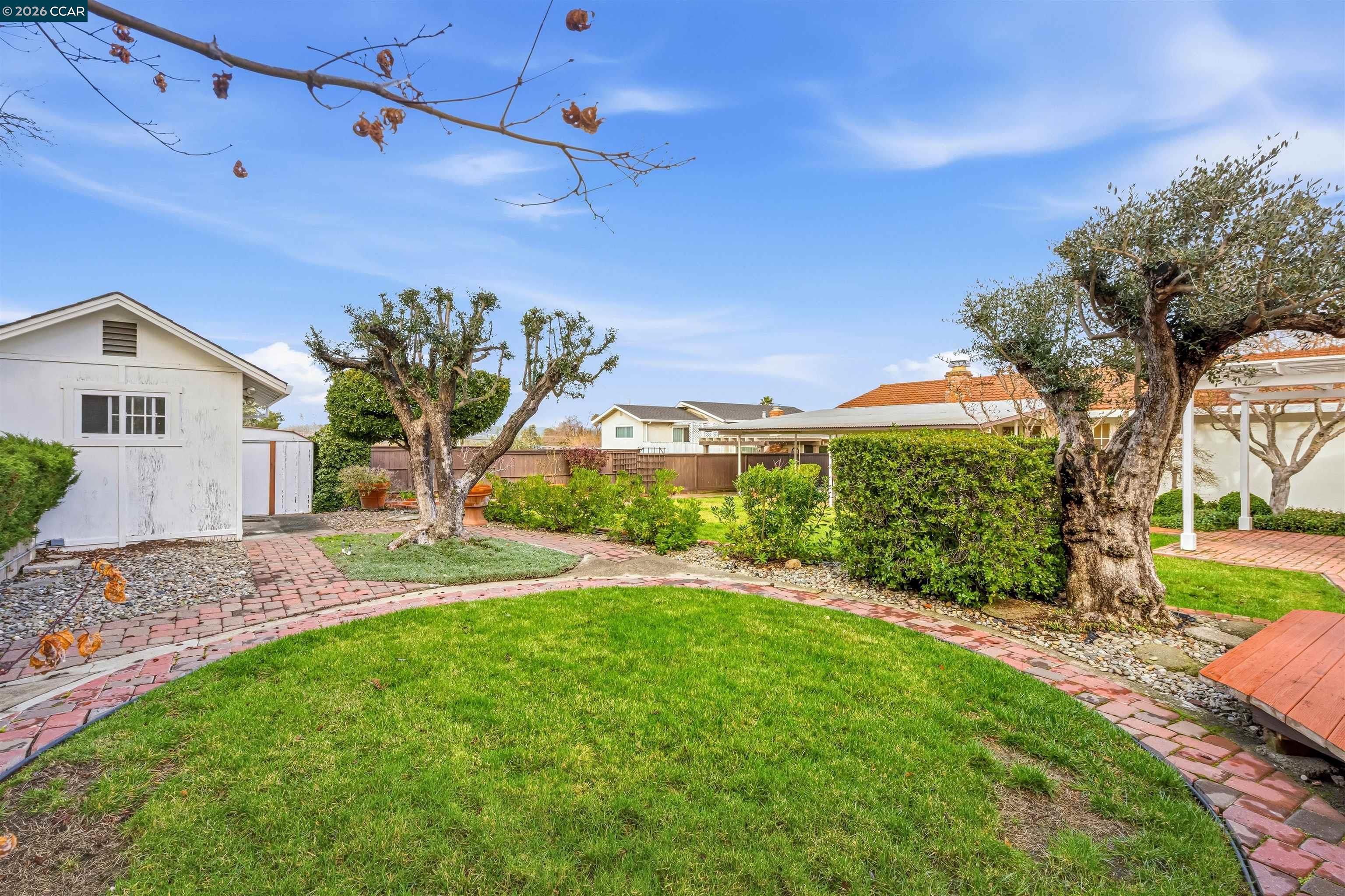 Detail Gallery Image 31 of 55 For 389 Mavis Dr, Pleasanton,  CA 94566 - 3 Beds | 2 Baths