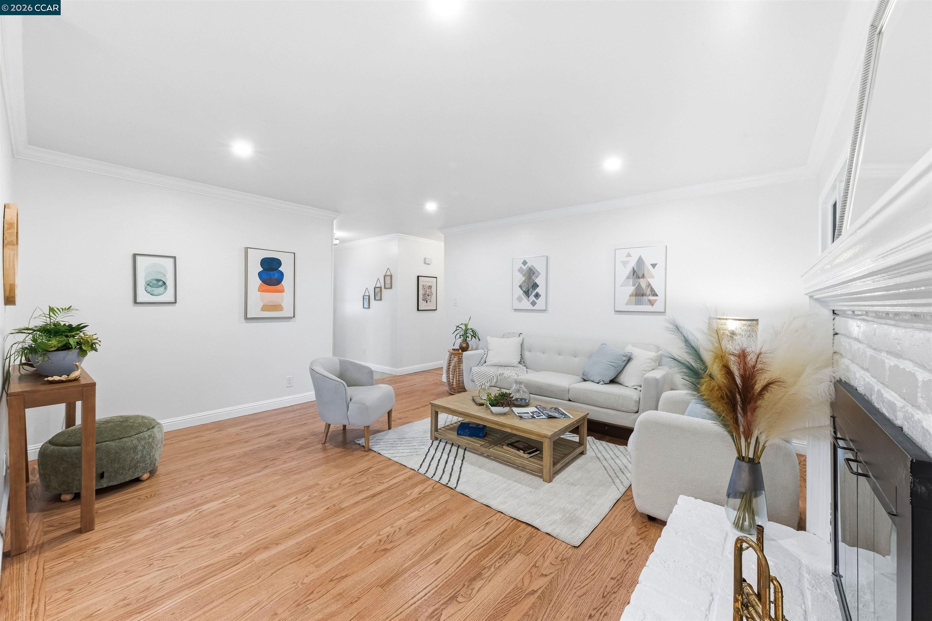 Detail Gallery Image 6 of 55 For 389 Mavis Dr, Pleasanton,  CA 94566 - 3 Beds | 2 Baths