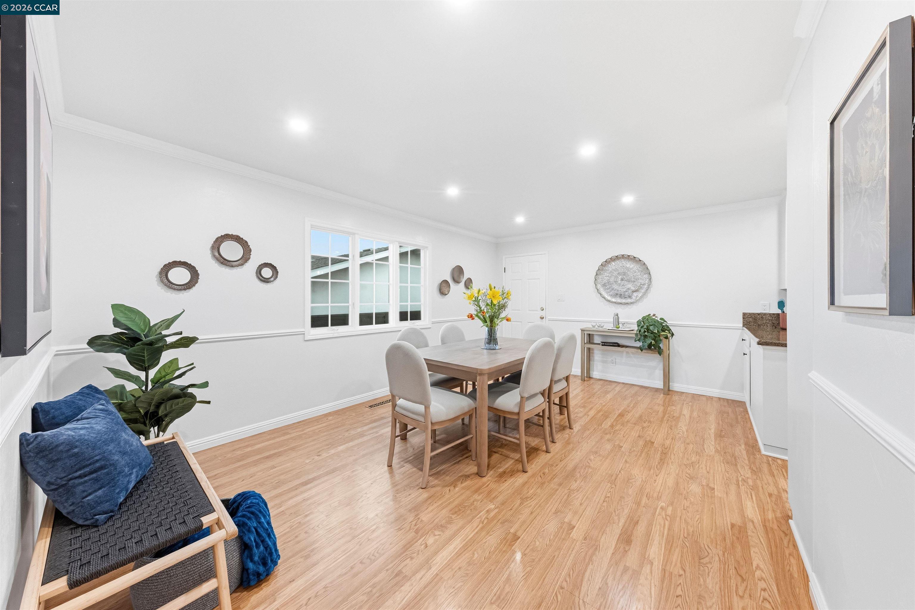 Detail Gallery Image 10 of 55 For 389 Mavis Dr, Pleasanton,  CA 94566 - 3 Beds | 2 Baths