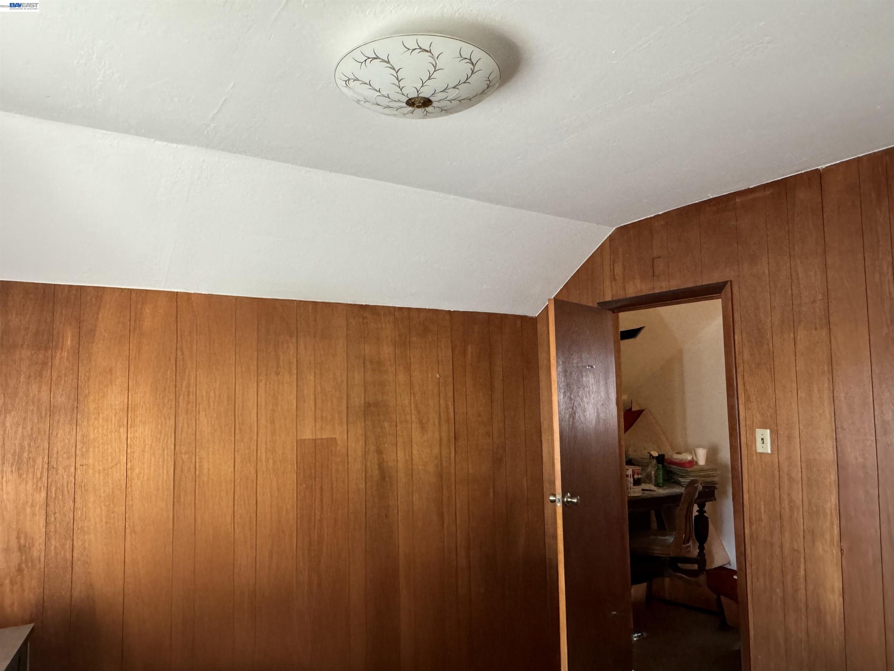 Detail Gallery Image 6 of 15 For 1124 63rd Street, Oakland,  CA 94608 - 0 Beds | 0/3 Baths