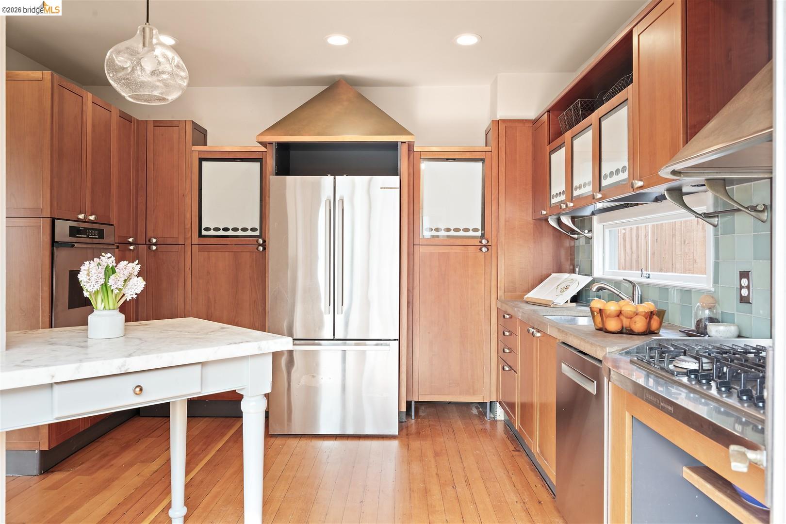 Detail Gallery Image 16 of 60 For 685 Calmar Ave, Oakland,  CA 94610 - 3 Beds | 1/1 Baths