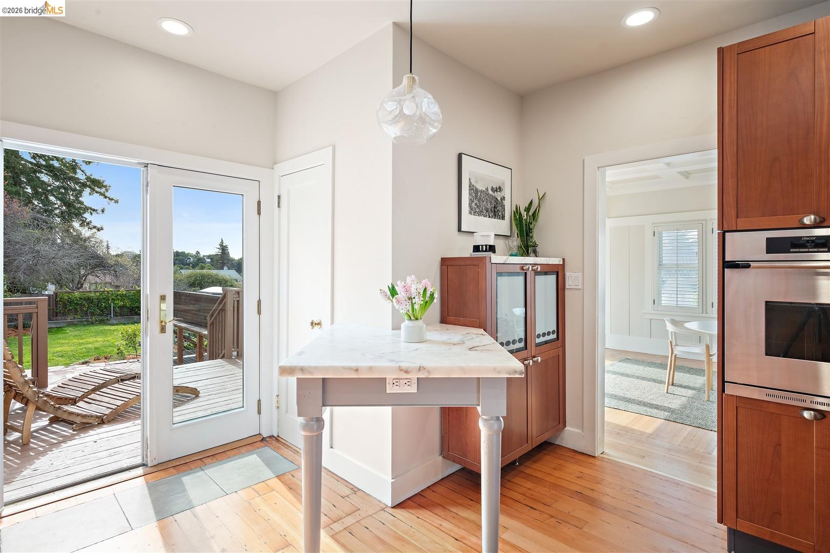 Detail Gallery Image 17 of 60 For 685 Calmar Ave, Oakland,  CA 94610 - 3 Beds | 1/1 Baths