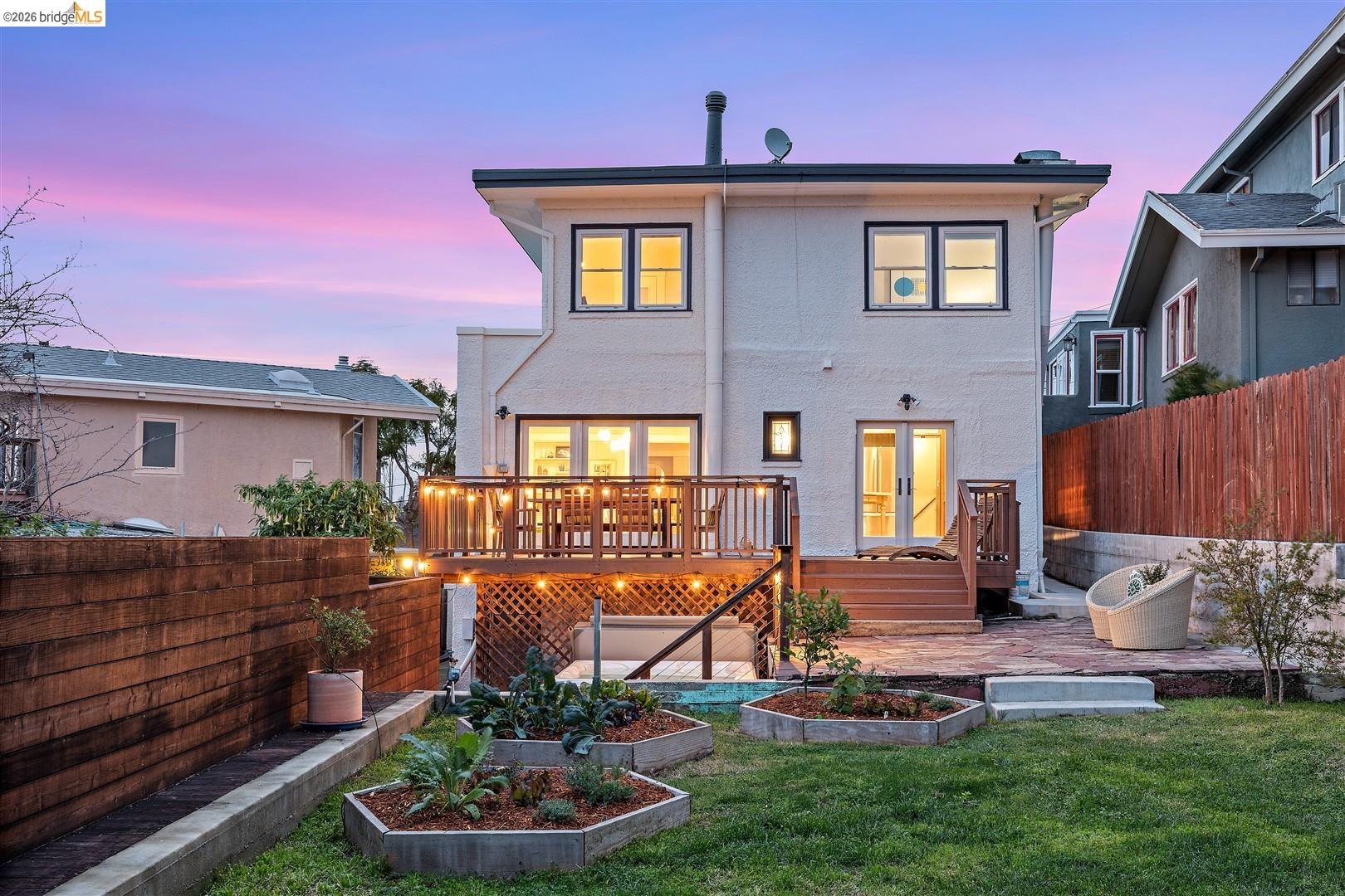 Detail Gallery Image 21 of 60 For 685 Calmar Ave, Oakland,  CA 94610 - 3 Beds | 1/1 Baths