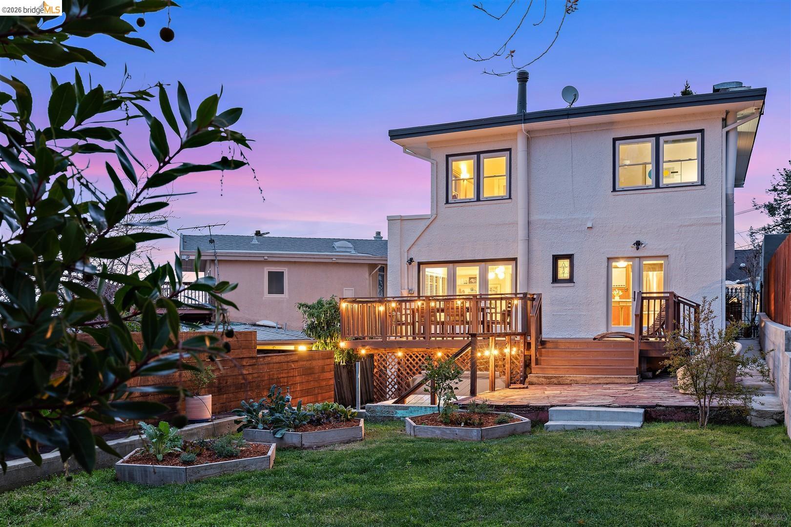 Detail Gallery Image 22 of 60 For 685 Calmar Ave, Oakland,  CA 94610 - 3 Beds | 1/1 Baths