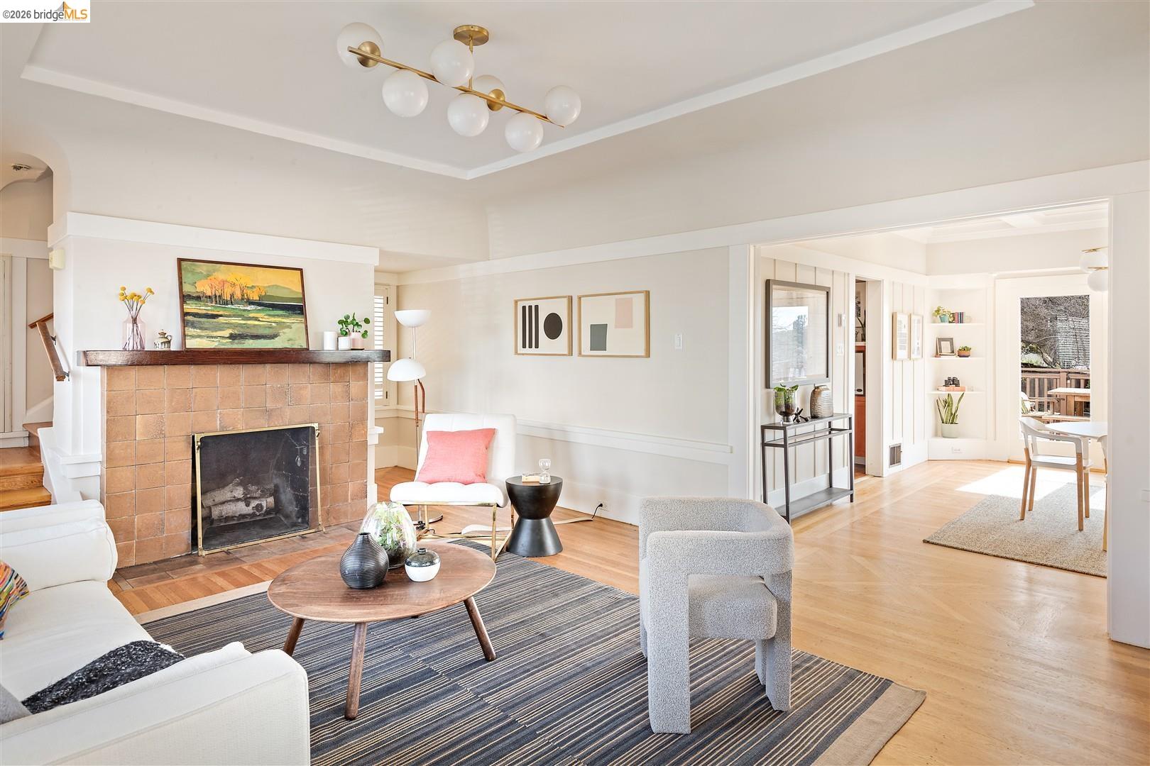 Detail Gallery Image 6 of 60 For 685 Calmar Ave, Oakland,  CA 94610 - 3 Beds | 1/1 Baths