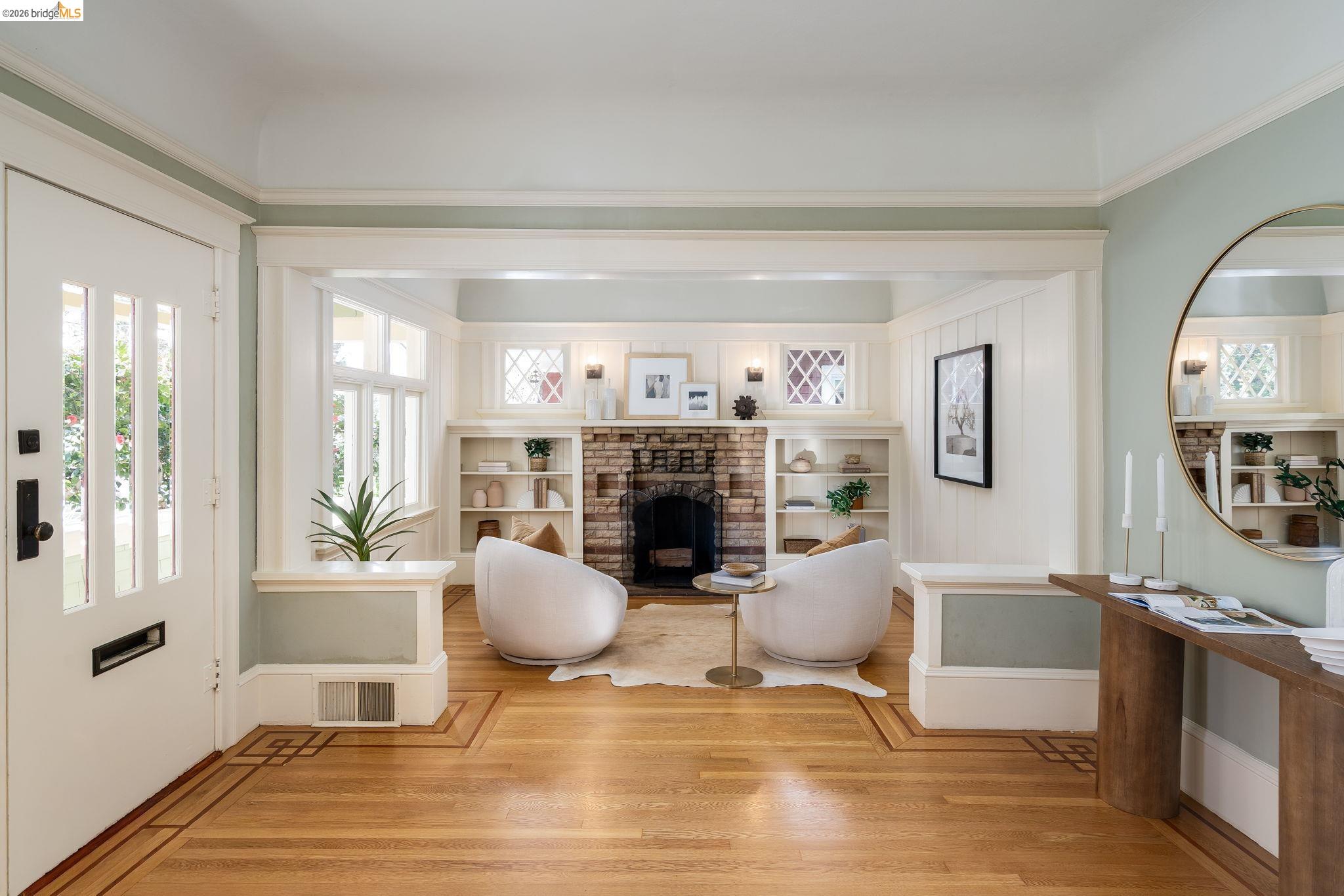 Detail Gallery Image 13 of 58 For 5466 Shafter Ave, Oakland,  CA 94618 - 4 Beds | 2 Baths