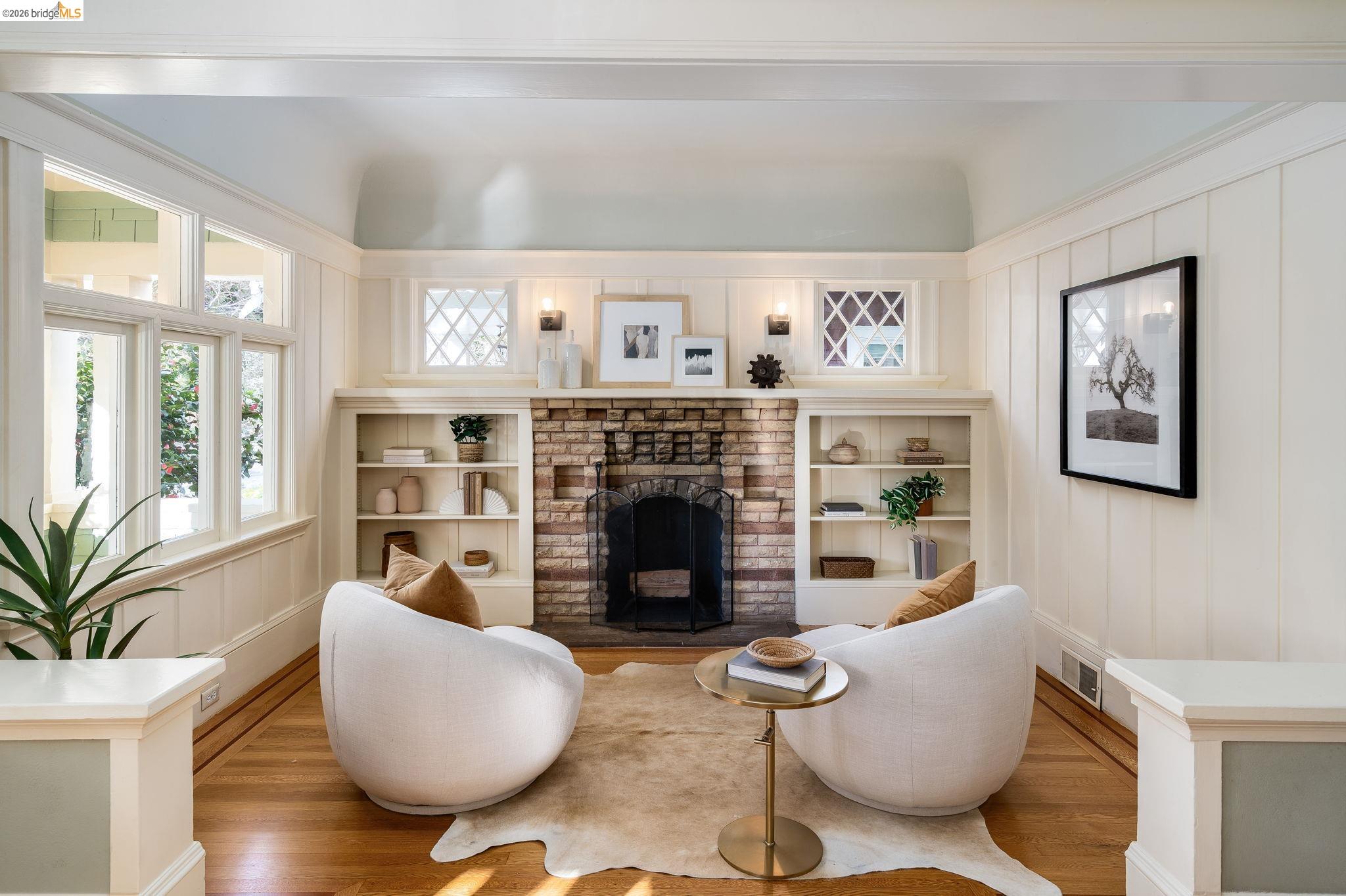 Detail Gallery Image 14 of 58 For 5466 Shafter Ave, Oakland,  CA 94618 - 4 Beds | 2 Baths