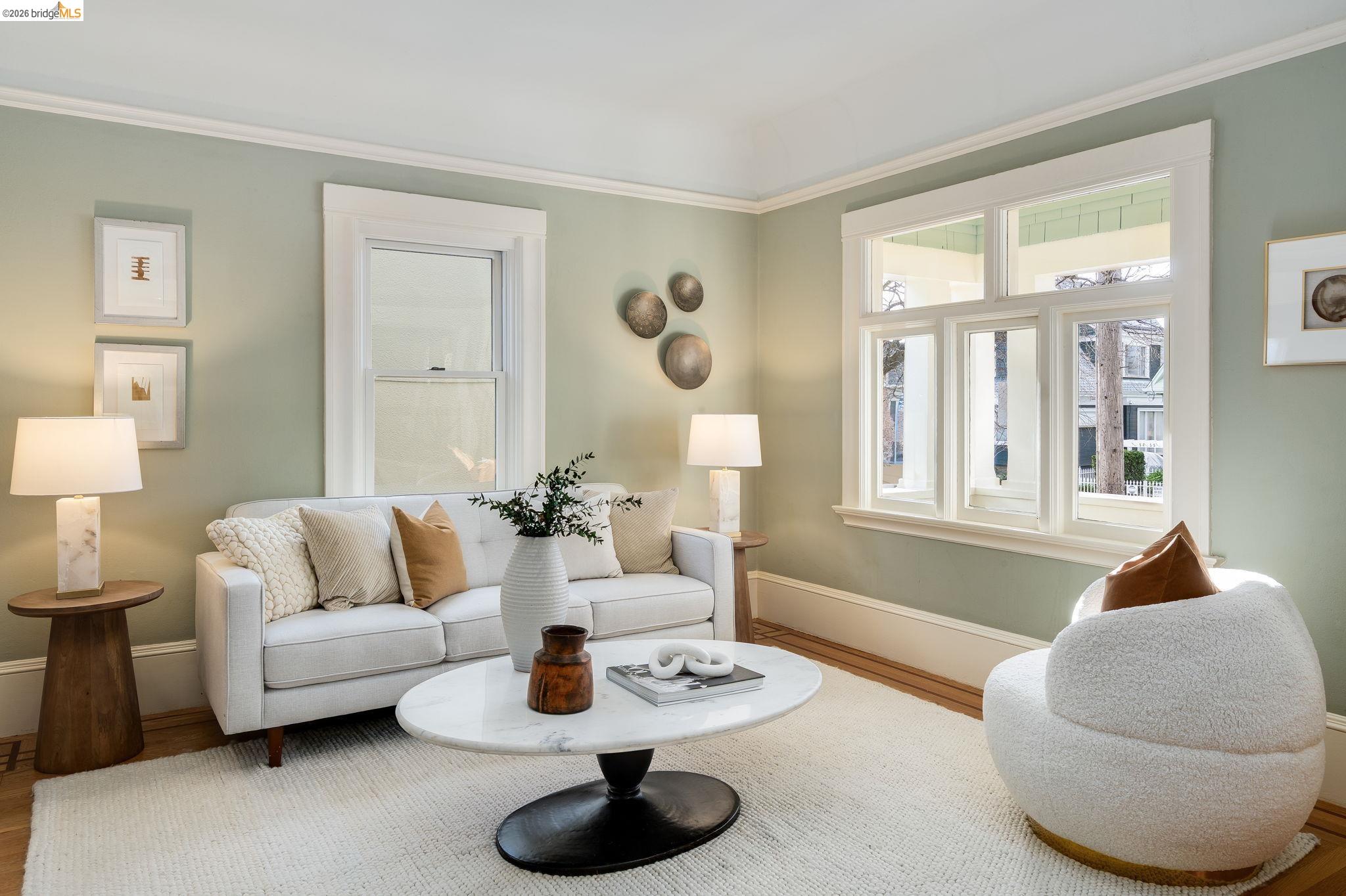 Detail Gallery Image 19 of 58 For 5466 Shafter Ave, Oakland,  CA 94618 - 4 Beds | 2 Baths