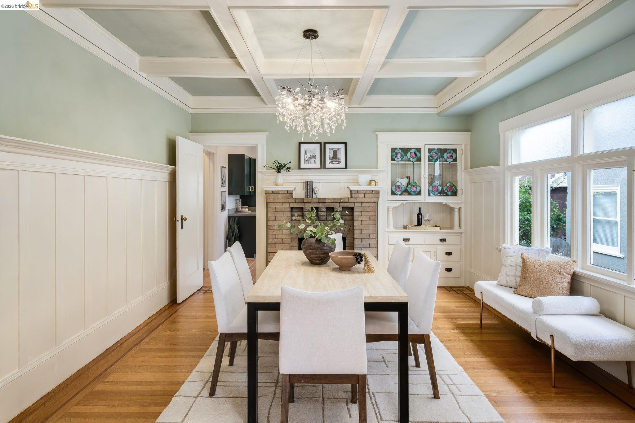 Detail Gallery Image 20 of 58 For 5466 Shafter Ave, Oakland,  CA 94618 - 4 Beds | 2 Baths